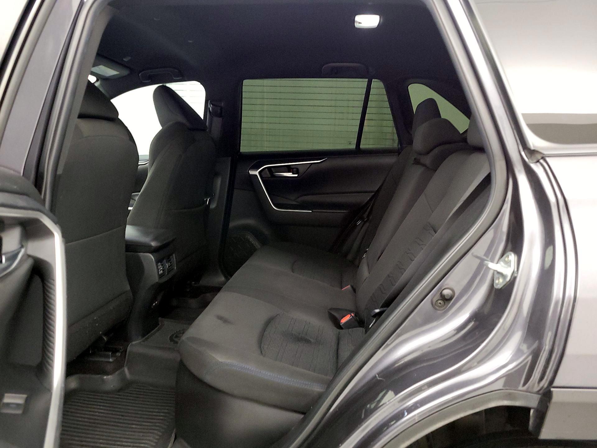 Thumbnail: 2023 Toyota RAV4 - 20