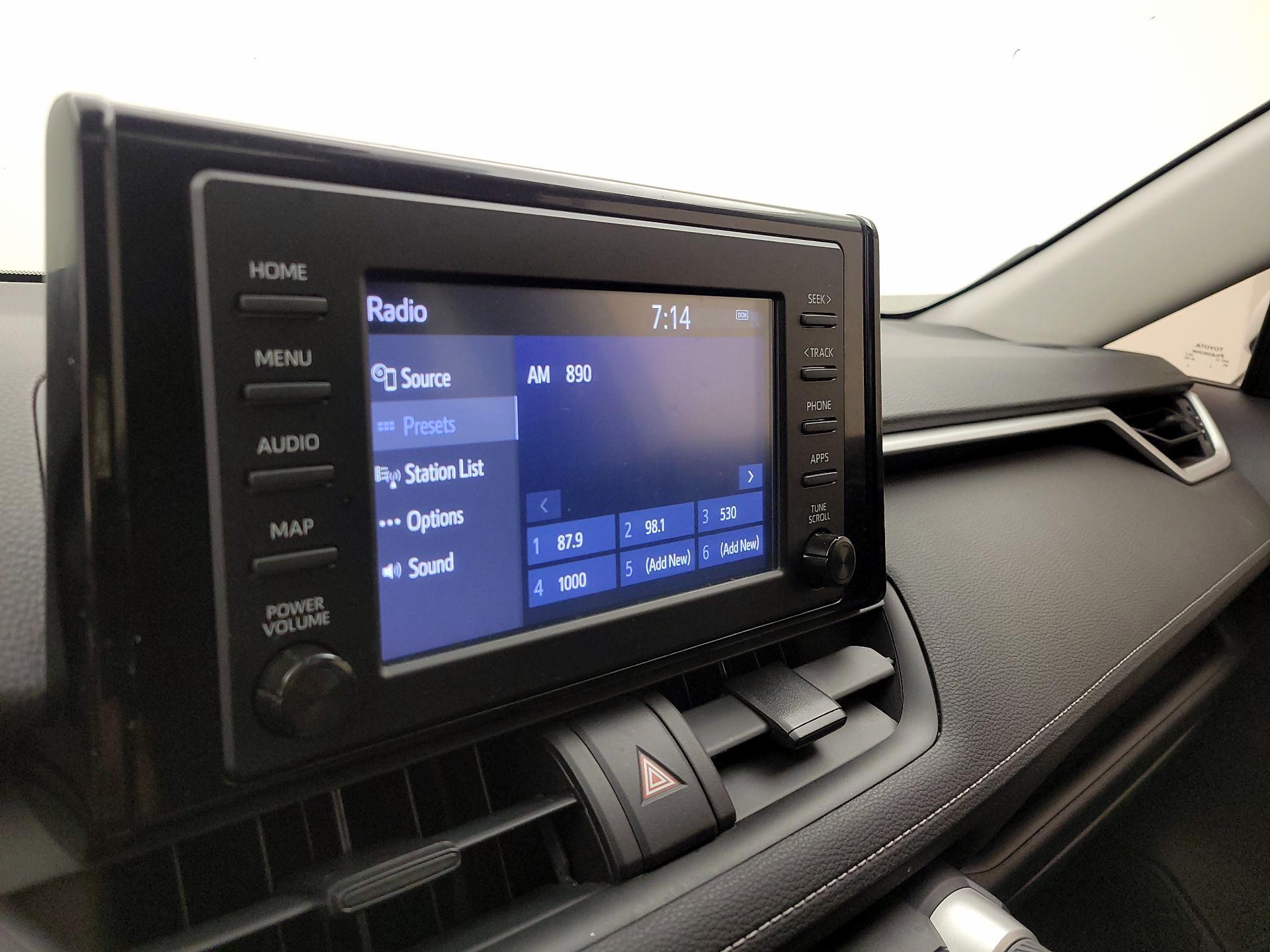 Thumbnail: 2019 Toyota RAV4 - 15