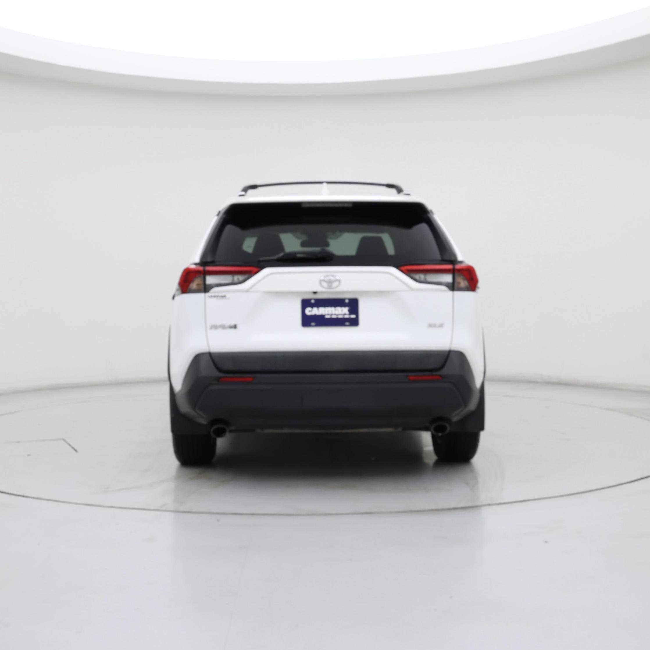 Thumbnail: 2019 Toyota RAV4 - 6