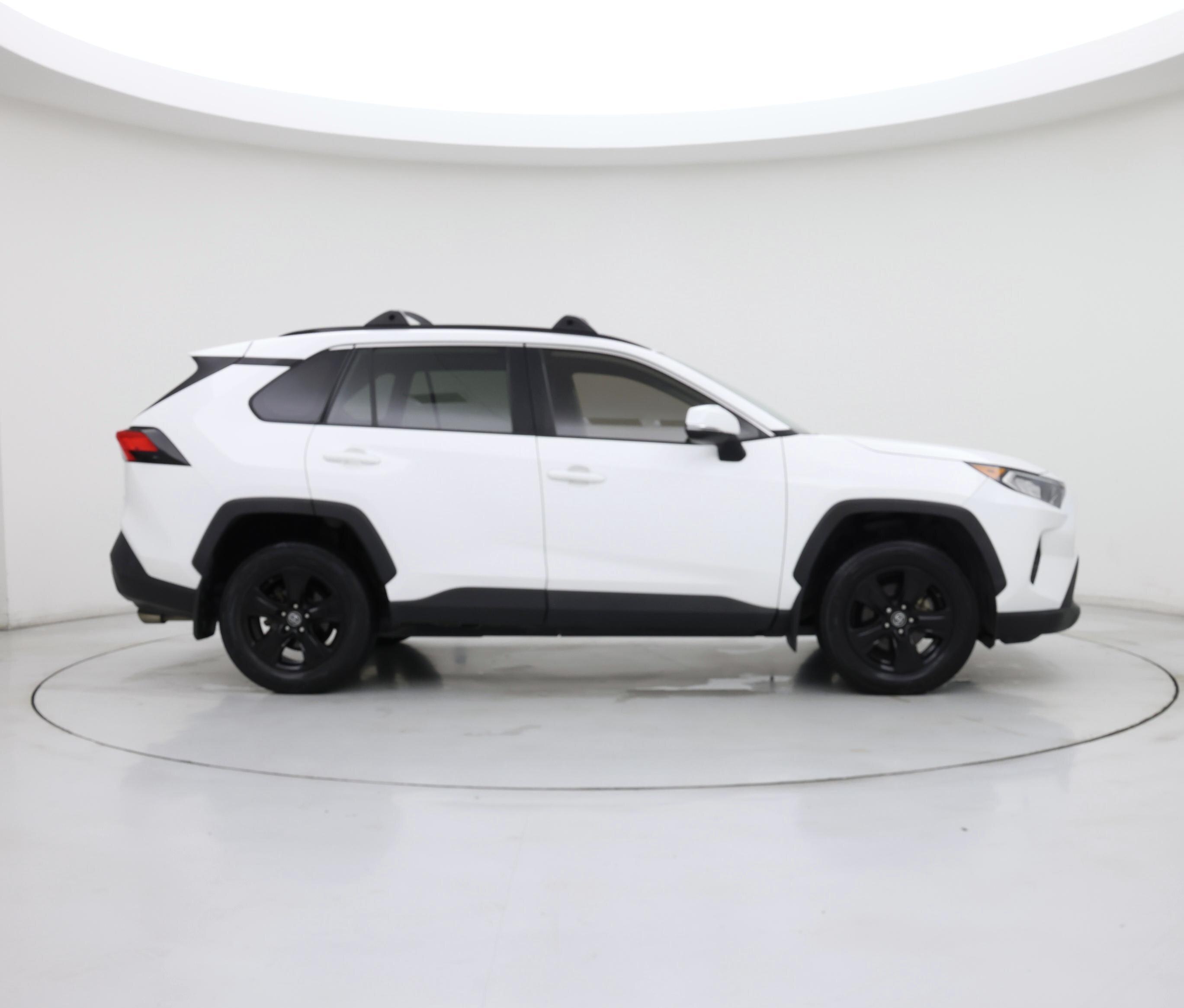 Thumbnail: 2019 Toyota RAV4 - 7