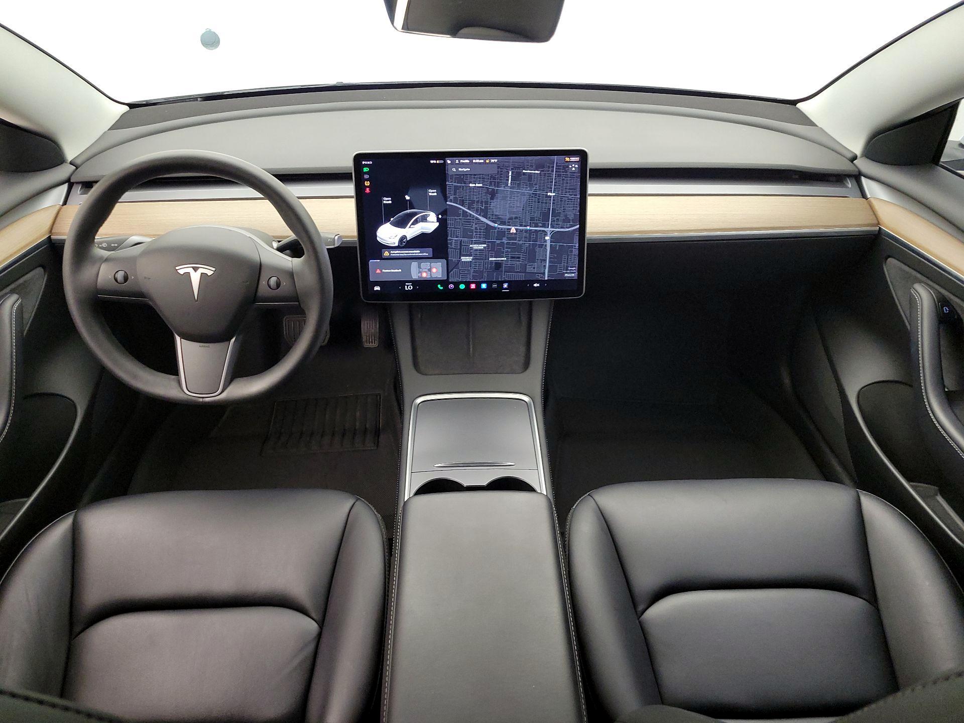 Thumbnail: 2021 Tesla Model 3 - 9
