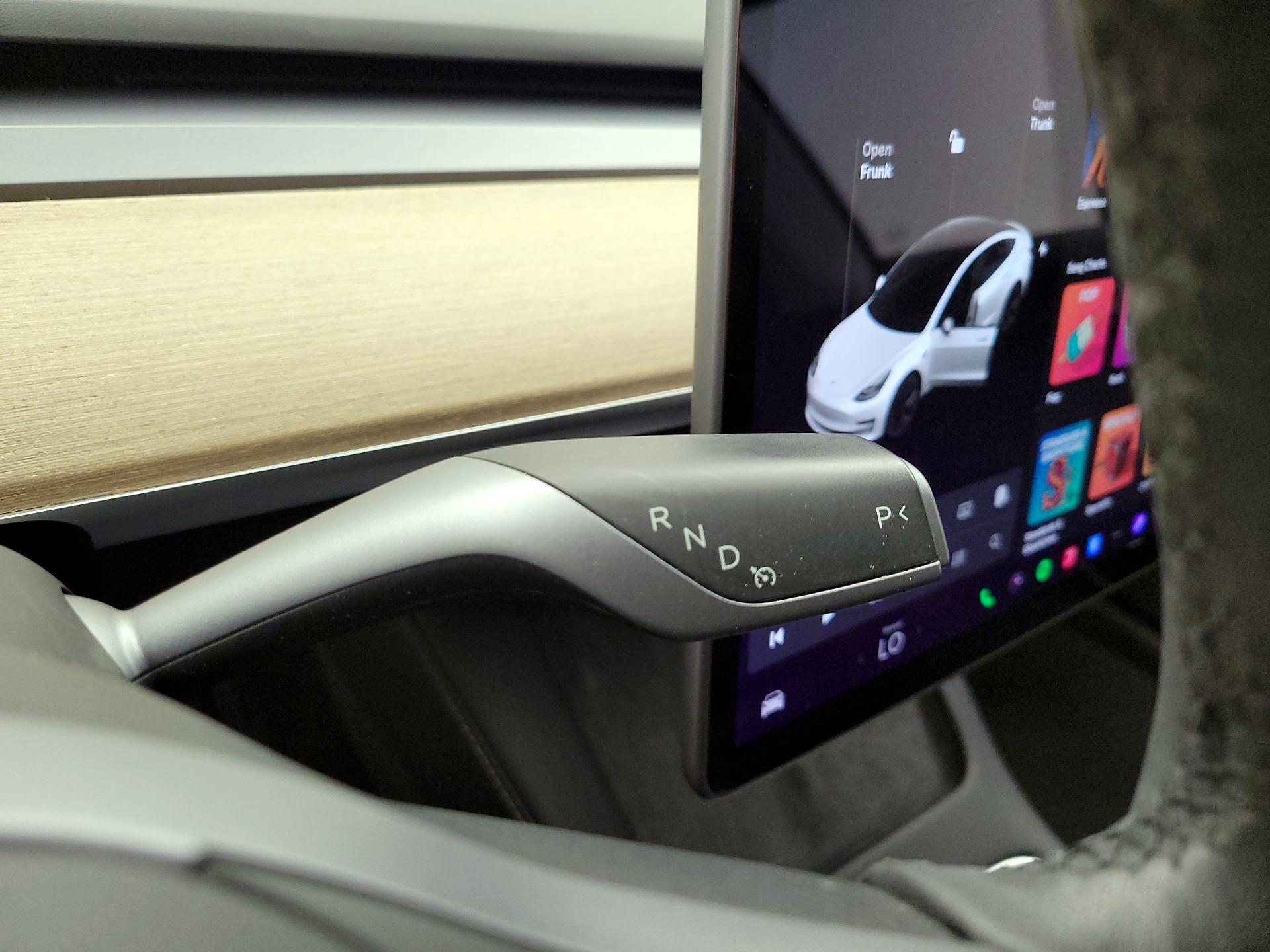 Thumbnail: 2021 Tesla Model 3 - 17