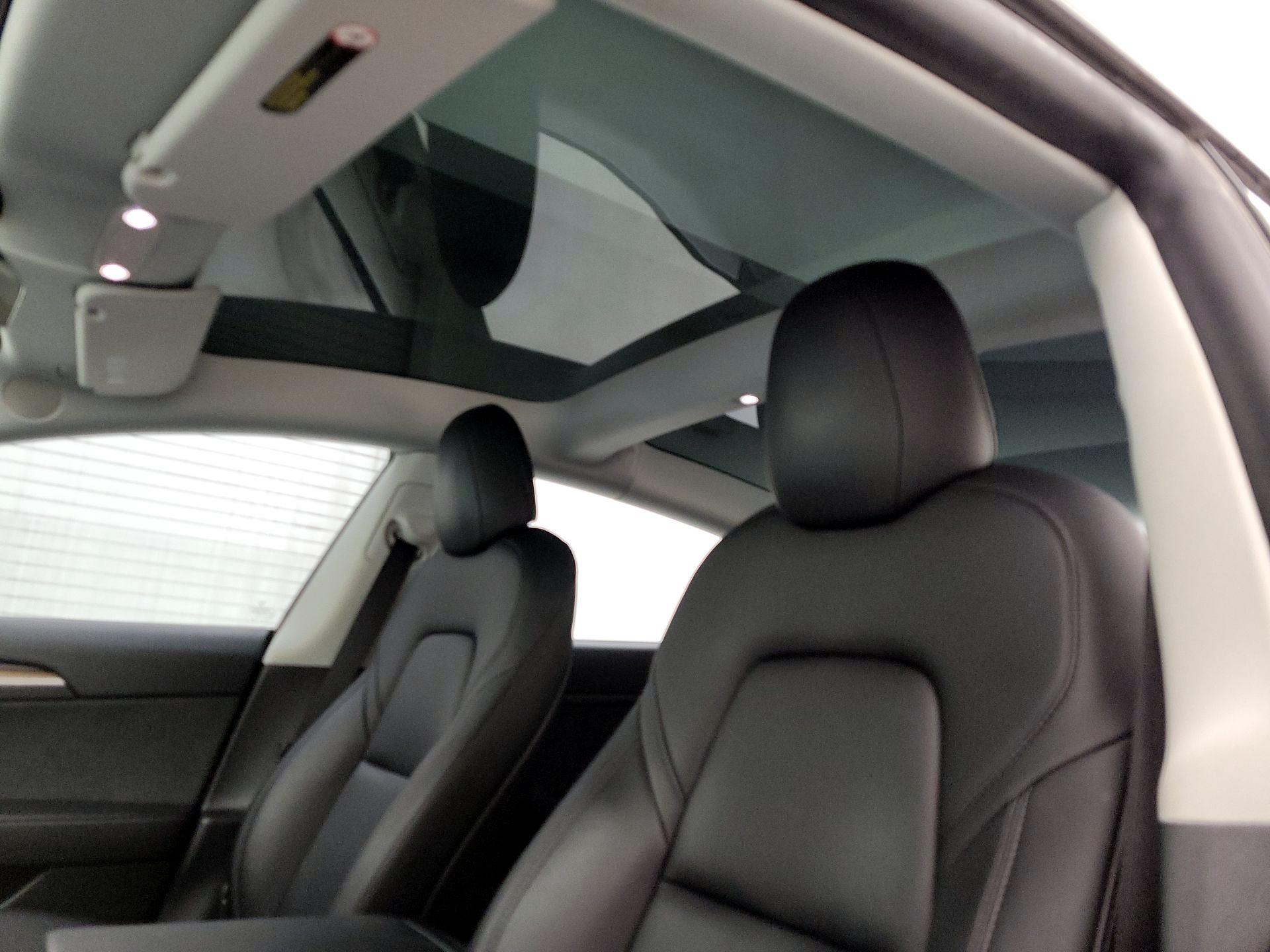 Thumbnail: 2021 Tesla Model 3 - 18