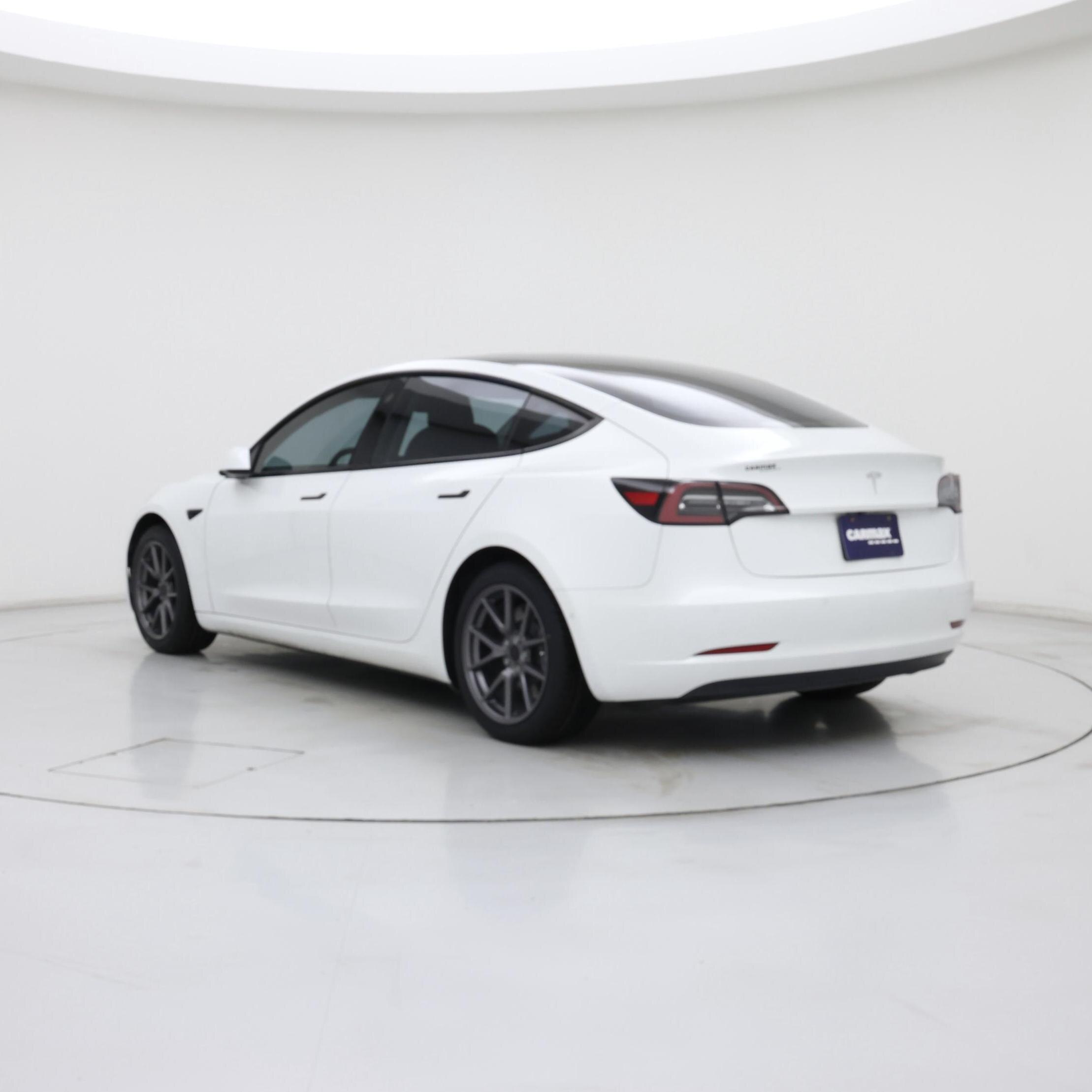 Thumbnail: 2021 Tesla Model 3 - 2
