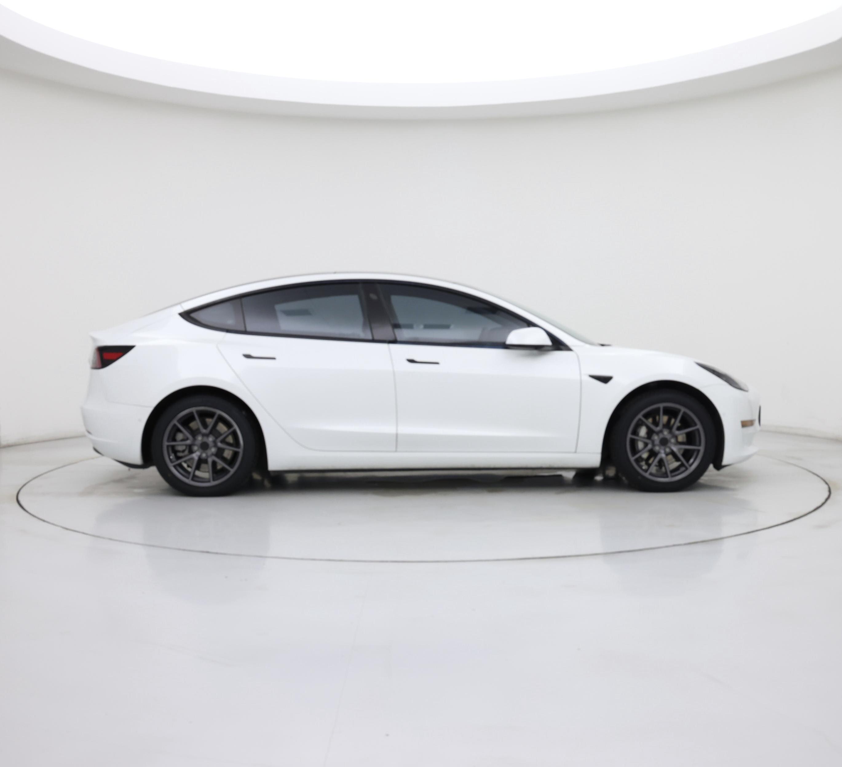 Thumbnail: 2021 Tesla Model 3 - 7