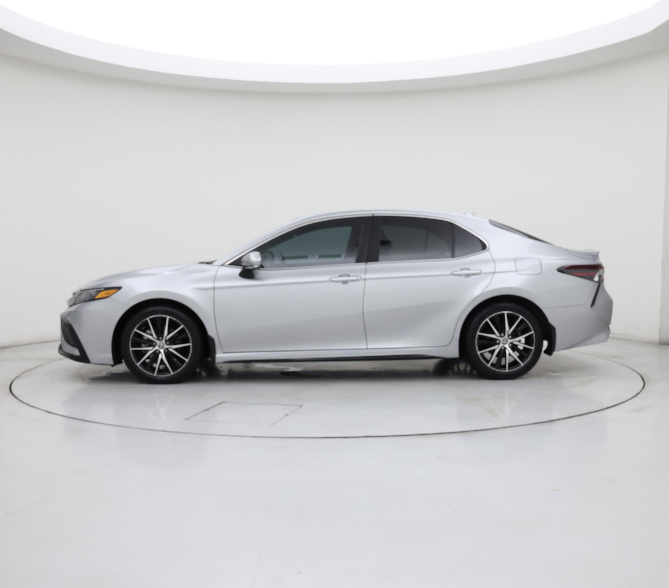 Thumbnail: 2023 Toyota Camry - 3