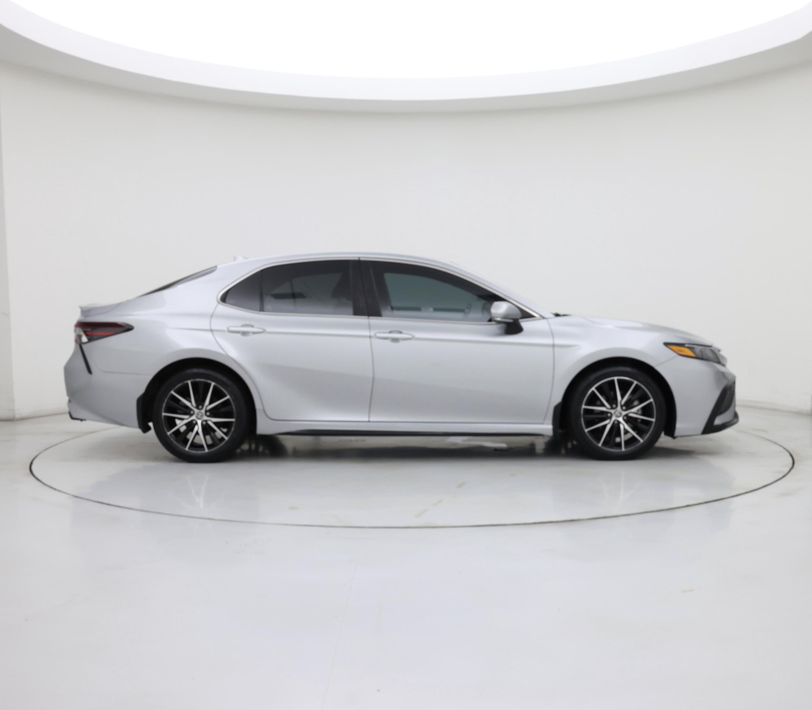 Thumbnail: 2023 Toyota Camry - 7