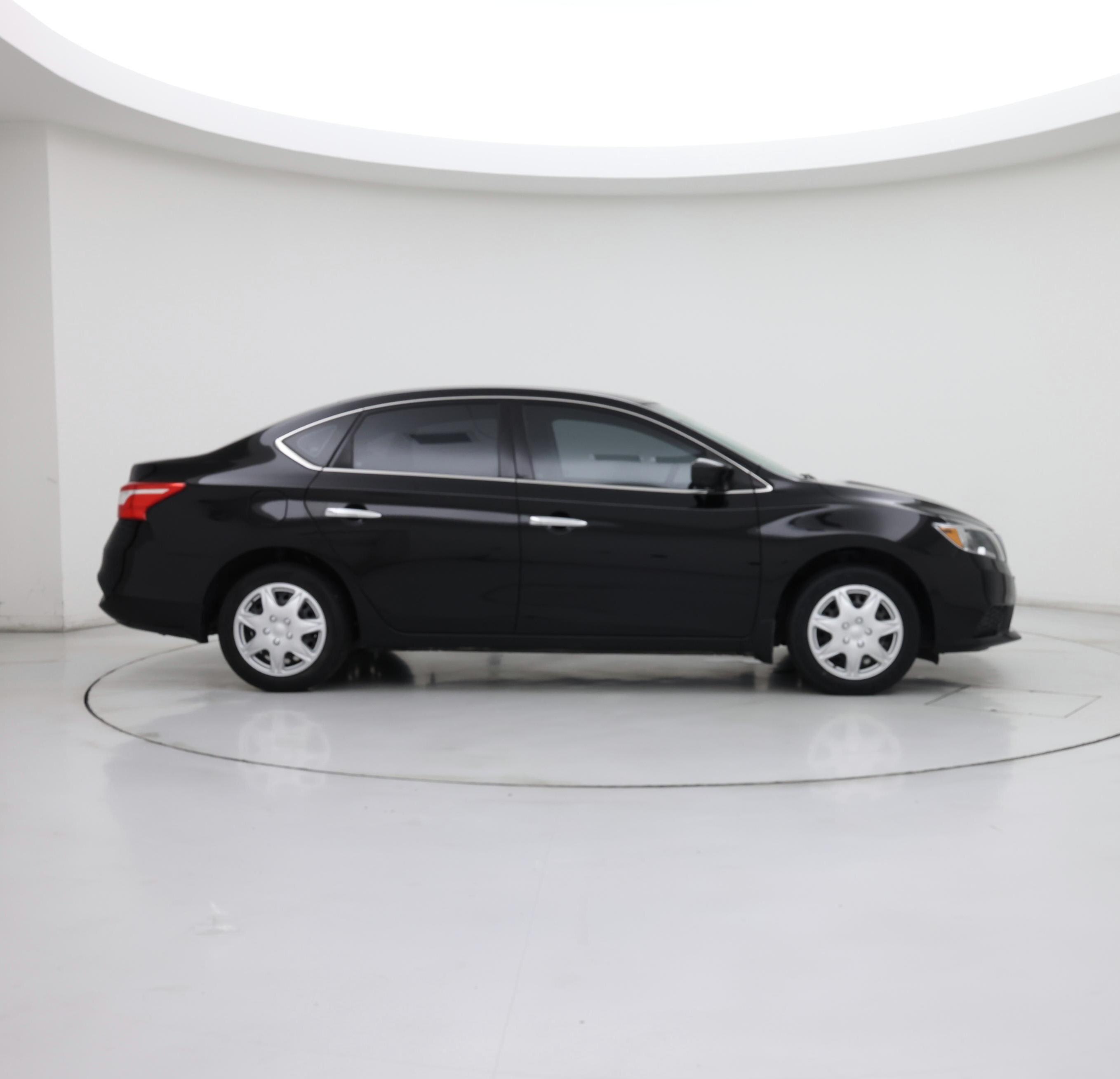 Thumbnail: 2019 Nissan Sentra - 7