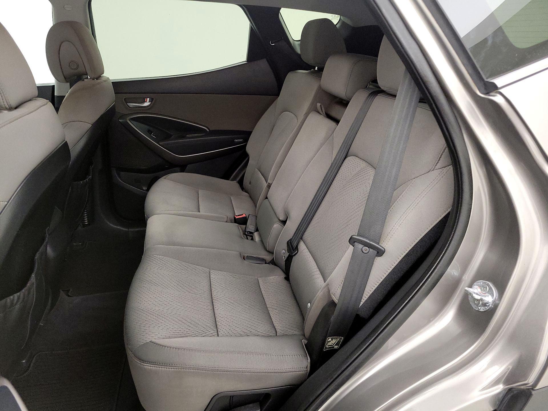 Thumbnail: 2013 Hyundai Santa Fe - 18