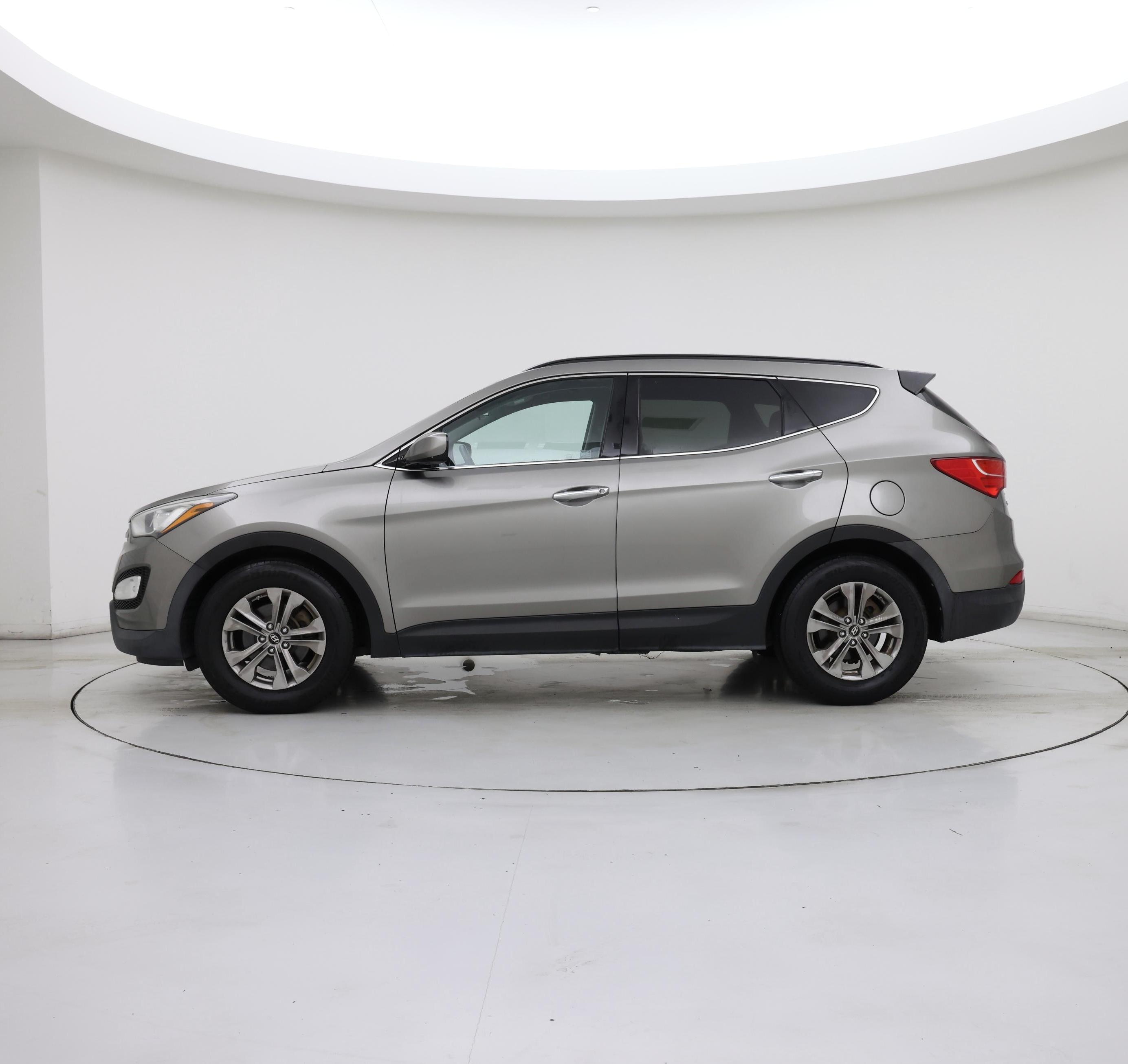 Thumbnail: 2013 Hyundai Santa Fe - 3