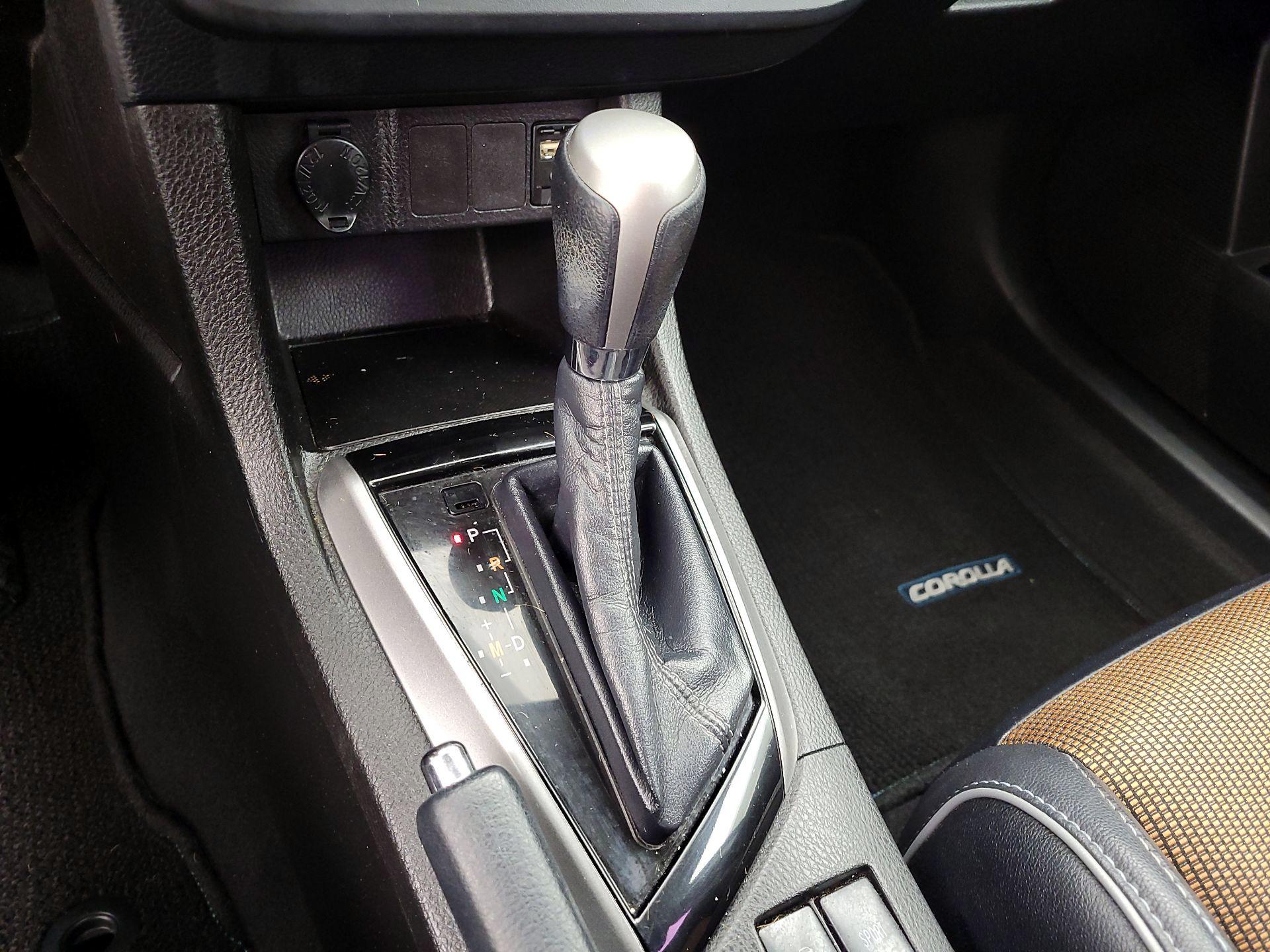 Thumbnail: 2016 Toyota Corolla - 17