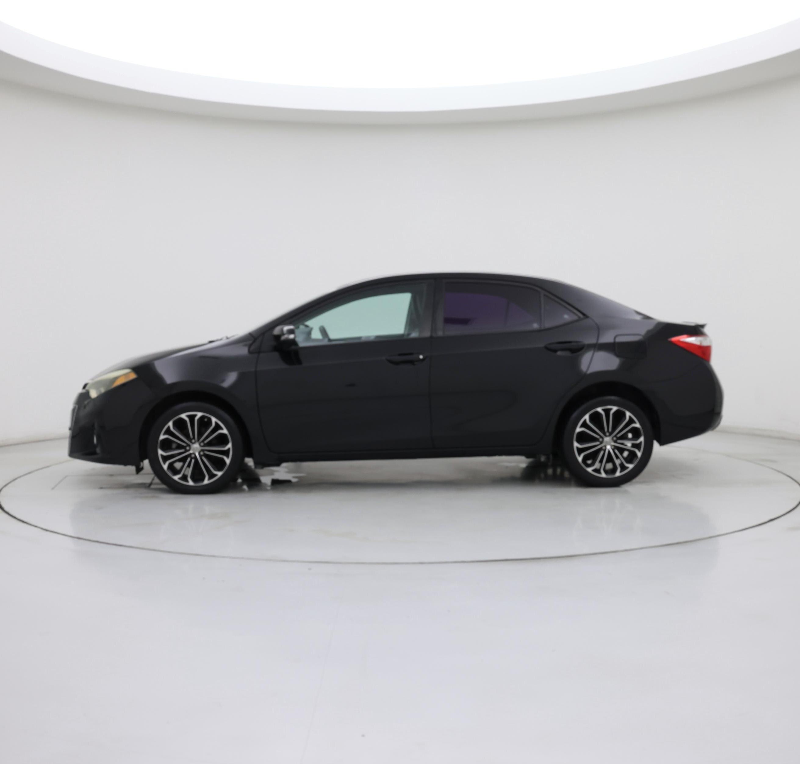 Thumbnail: 2016 Toyota Corolla - 3
