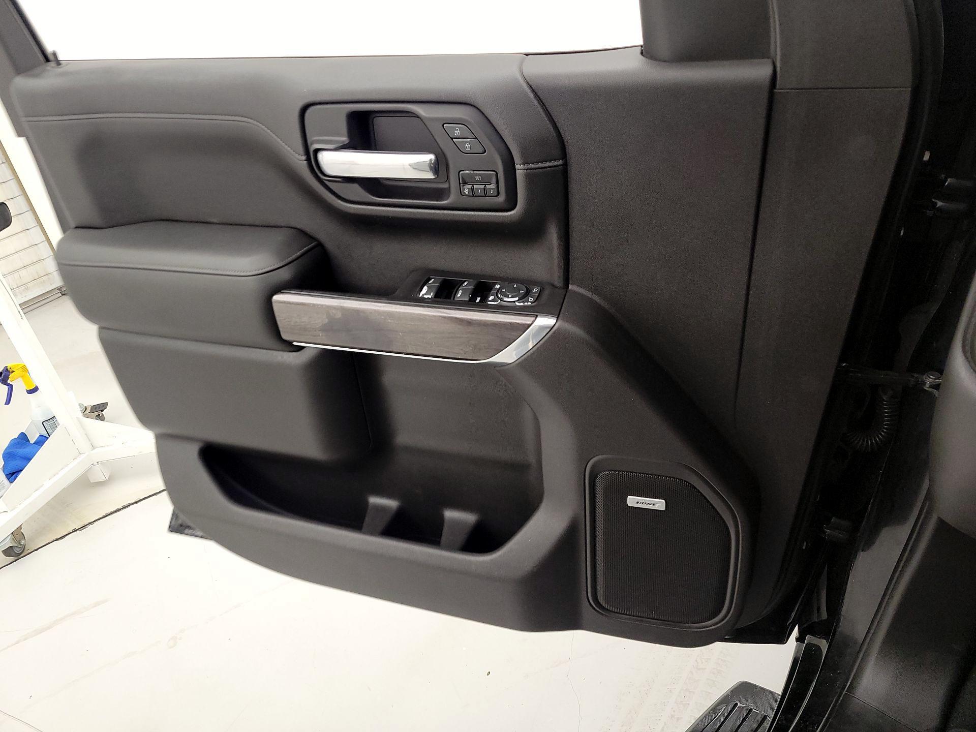 Thumbnail: 2019 Chevrolet Silverado 1500 - 12