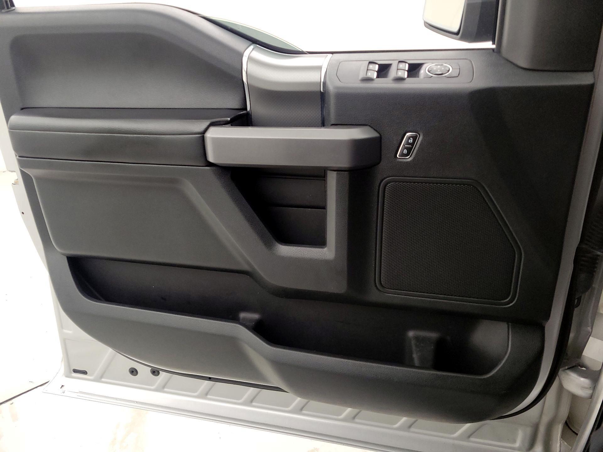 Thumbnail: 2016 Ford F-150 - 12