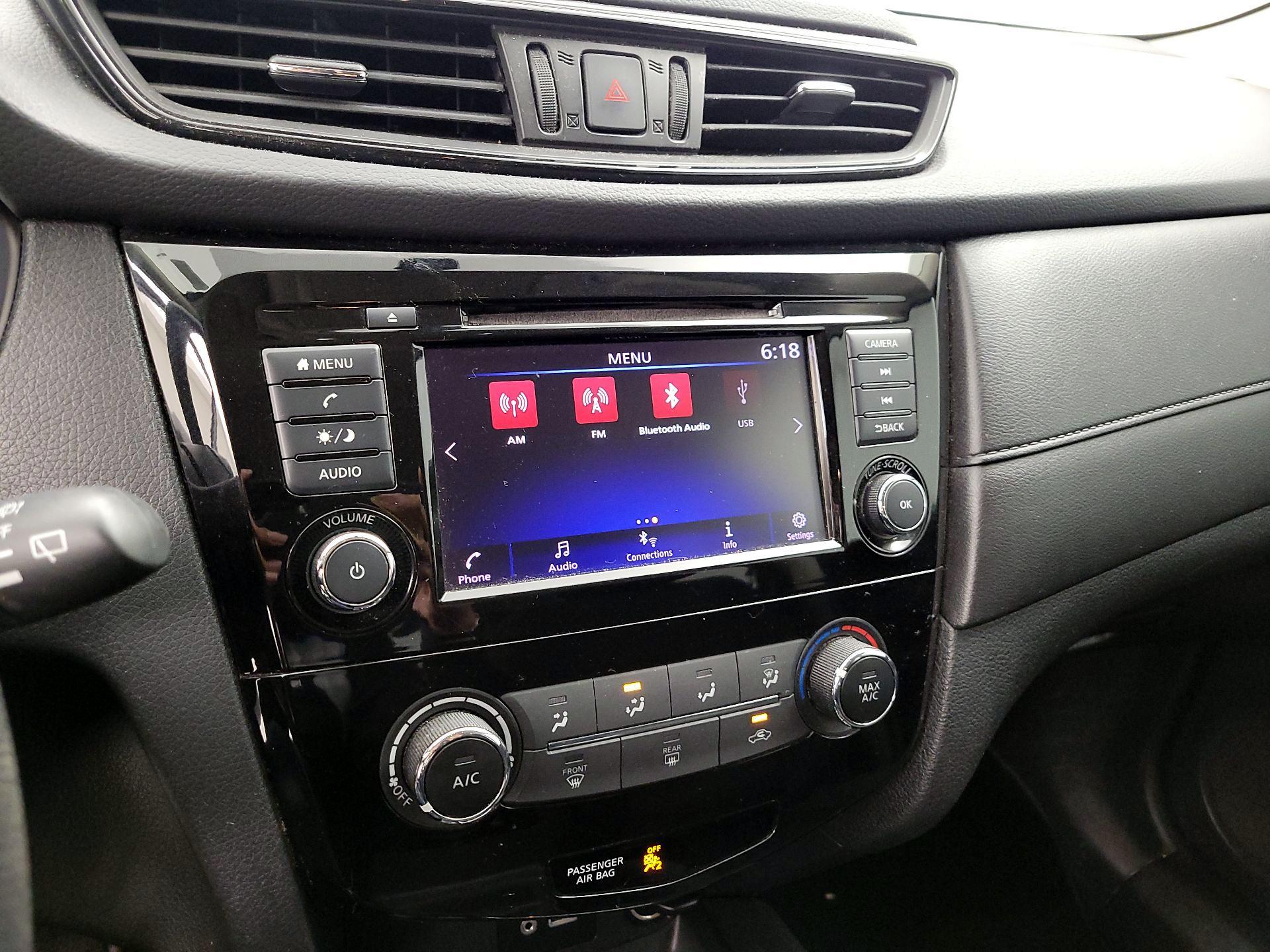 Thumbnail: 2018 Nissan Rogue - 15