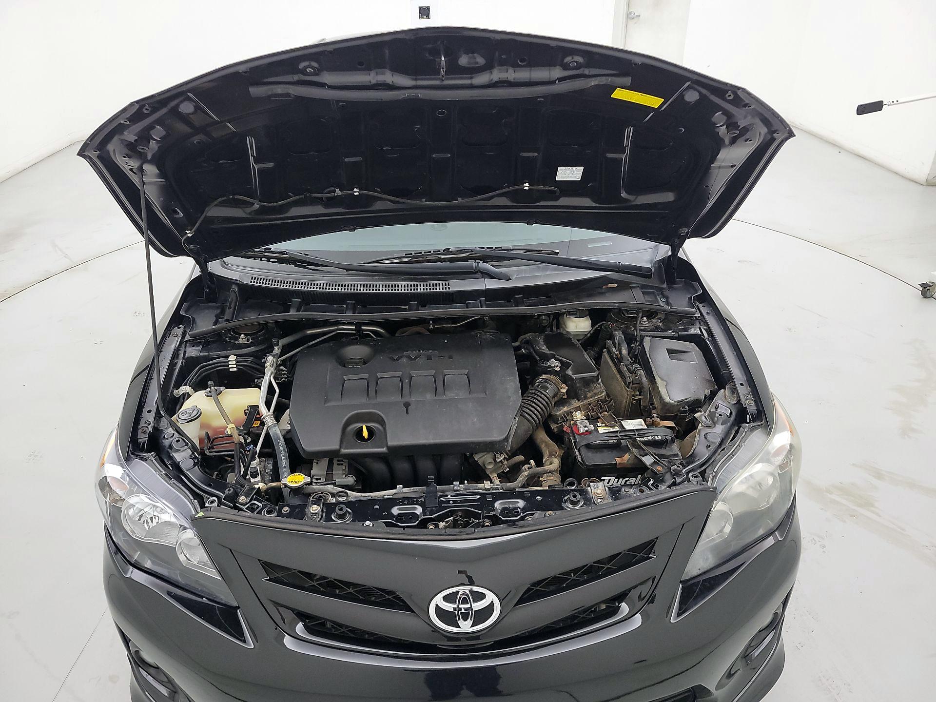 Thumbnail: 2013 Toyota Corolla - 20