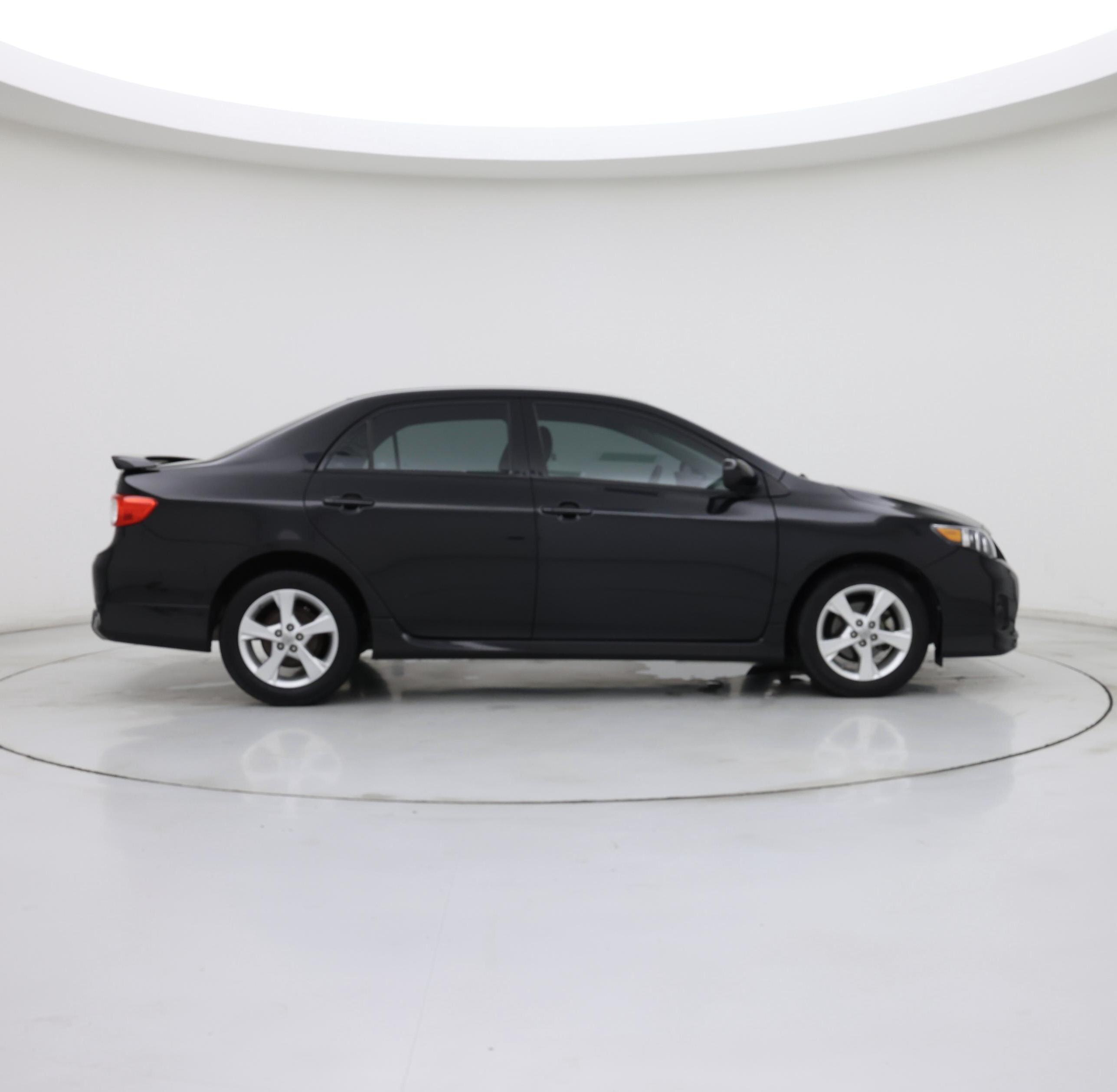 Thumbnail: 2013 Toyota Corolla - 7
