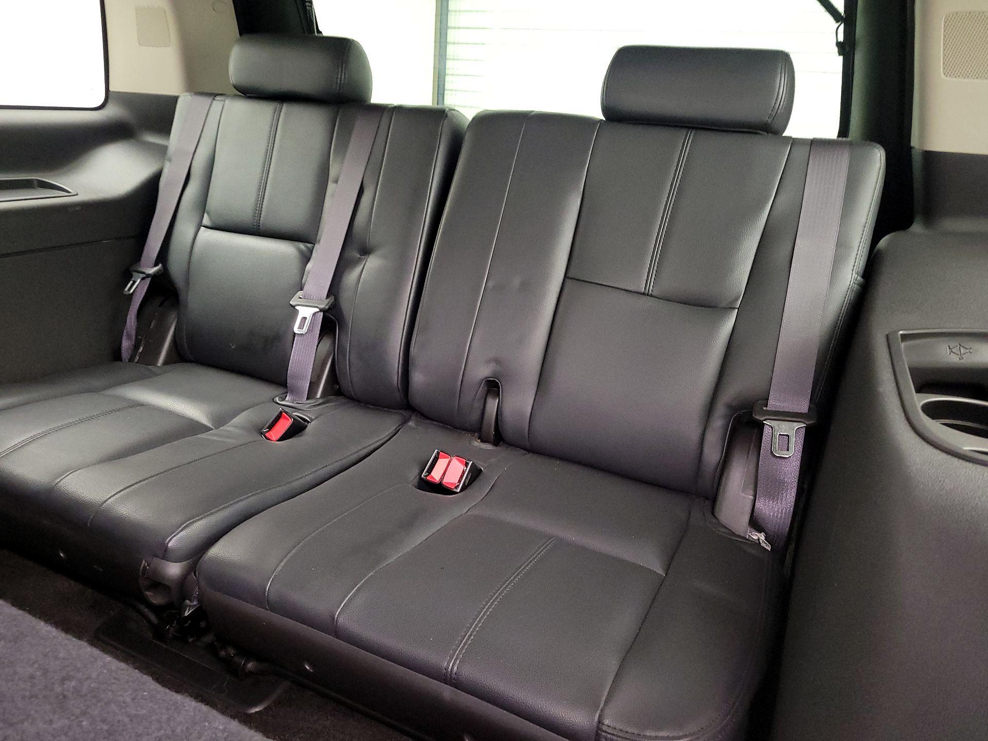 Thumbnail: 2013 Chevrolet Tahoe - 20