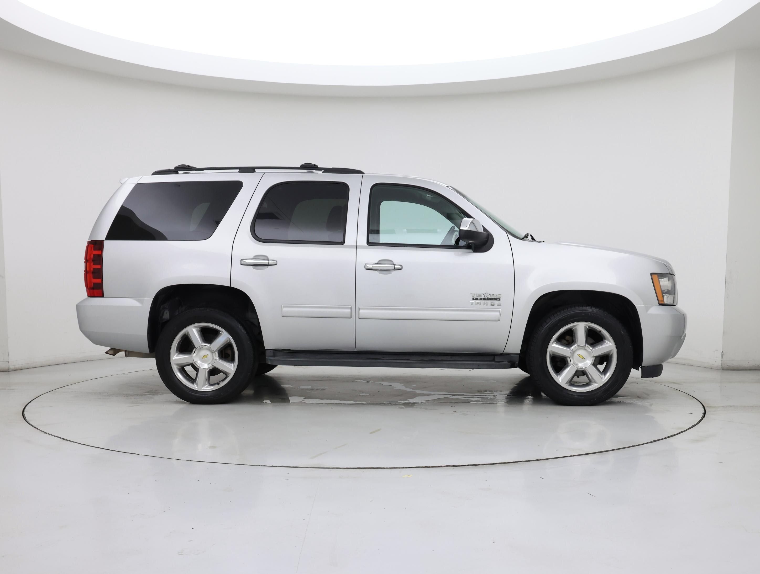 Thumbnail: 2013 Chevrolet Tahoe - 7