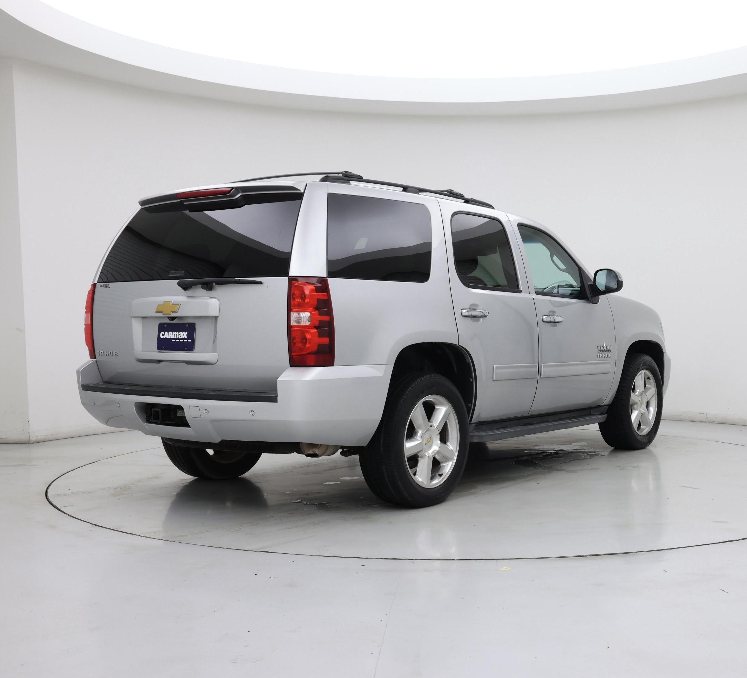 Thumbnail: 2013 Chevrolet Tahoe - 8