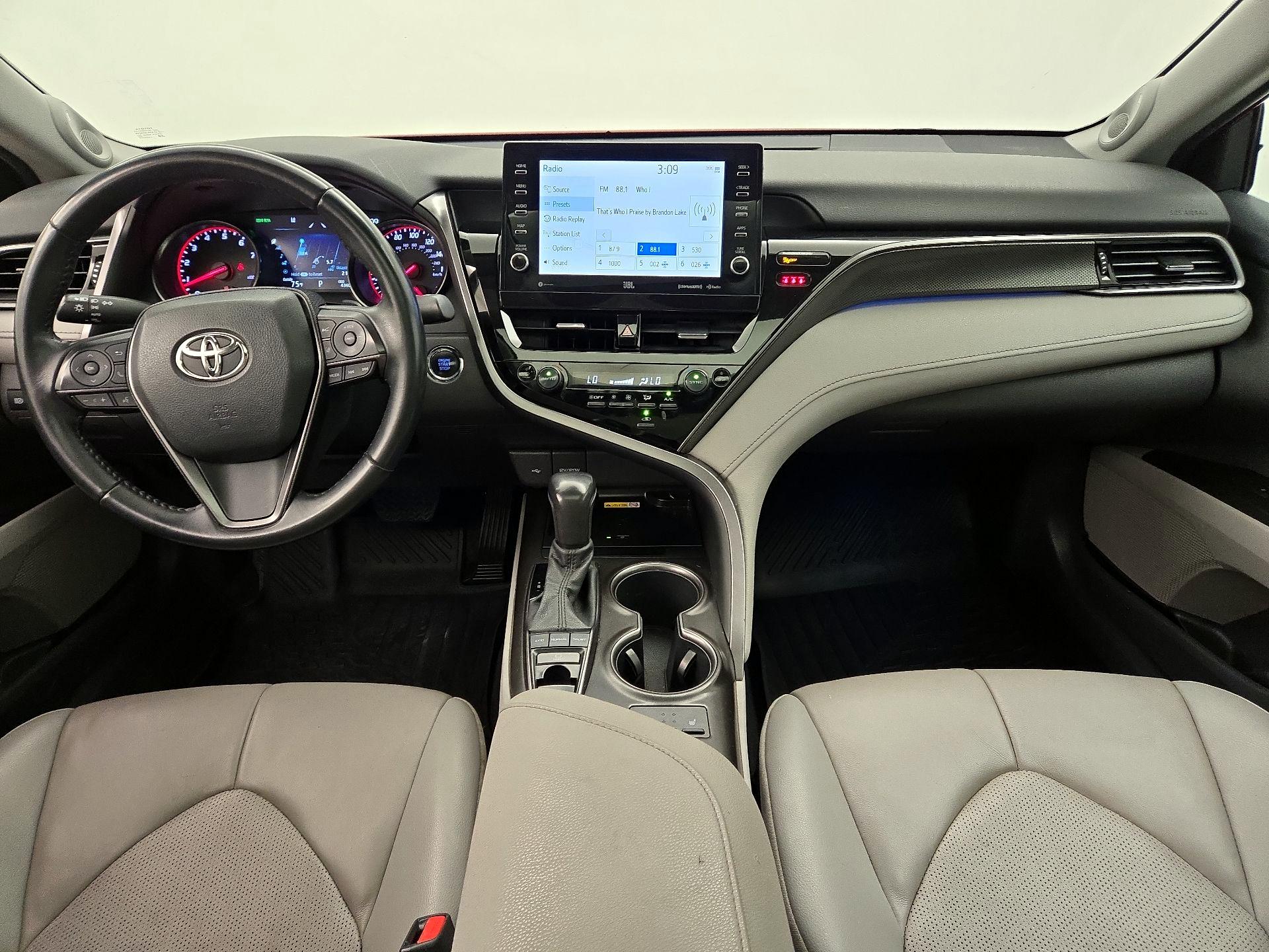 Thumbnail: 2022 Toyota Camry - 9