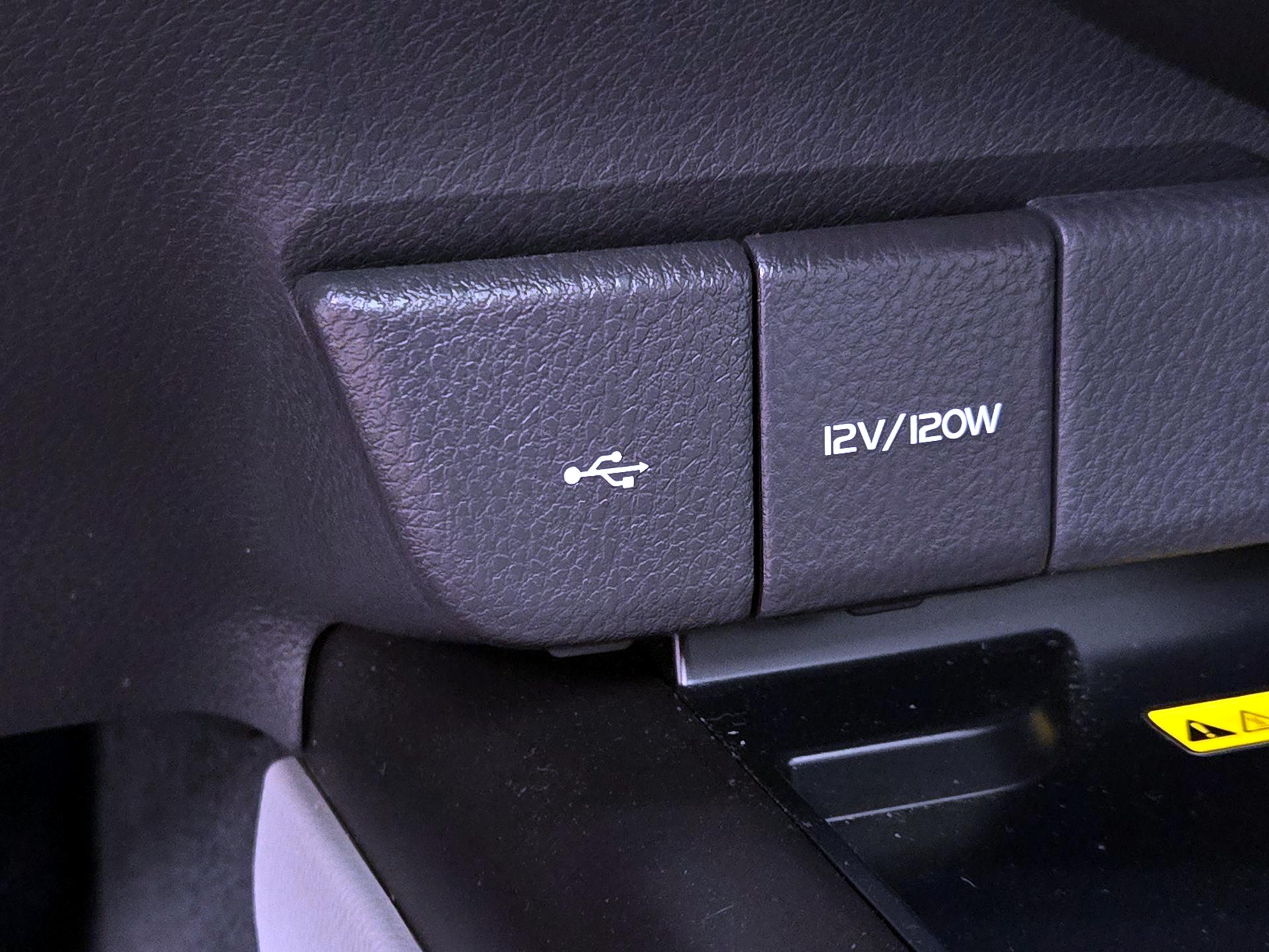 Thumbnail: 2022 Toyota Camry - 18