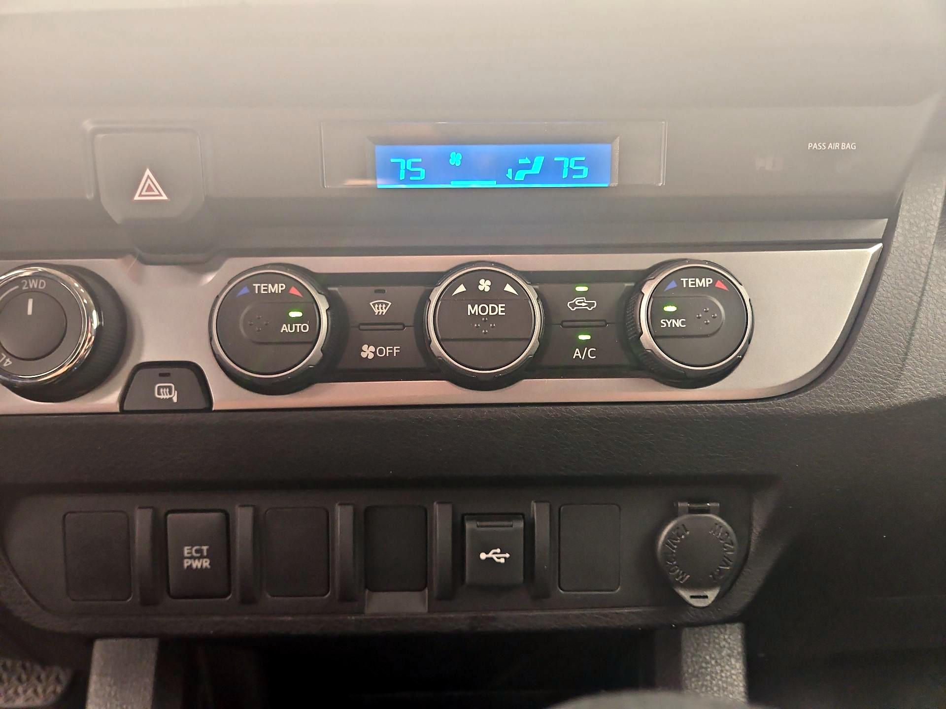 Thumbnail: 2023 Toyota Tacoma - 16