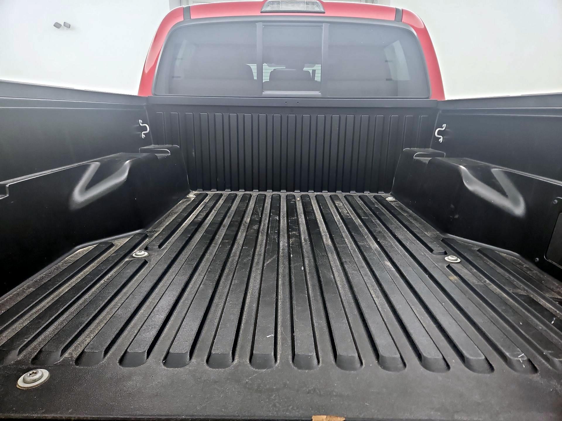 Thumbnail: 2023 Toyota Tacoma - 20