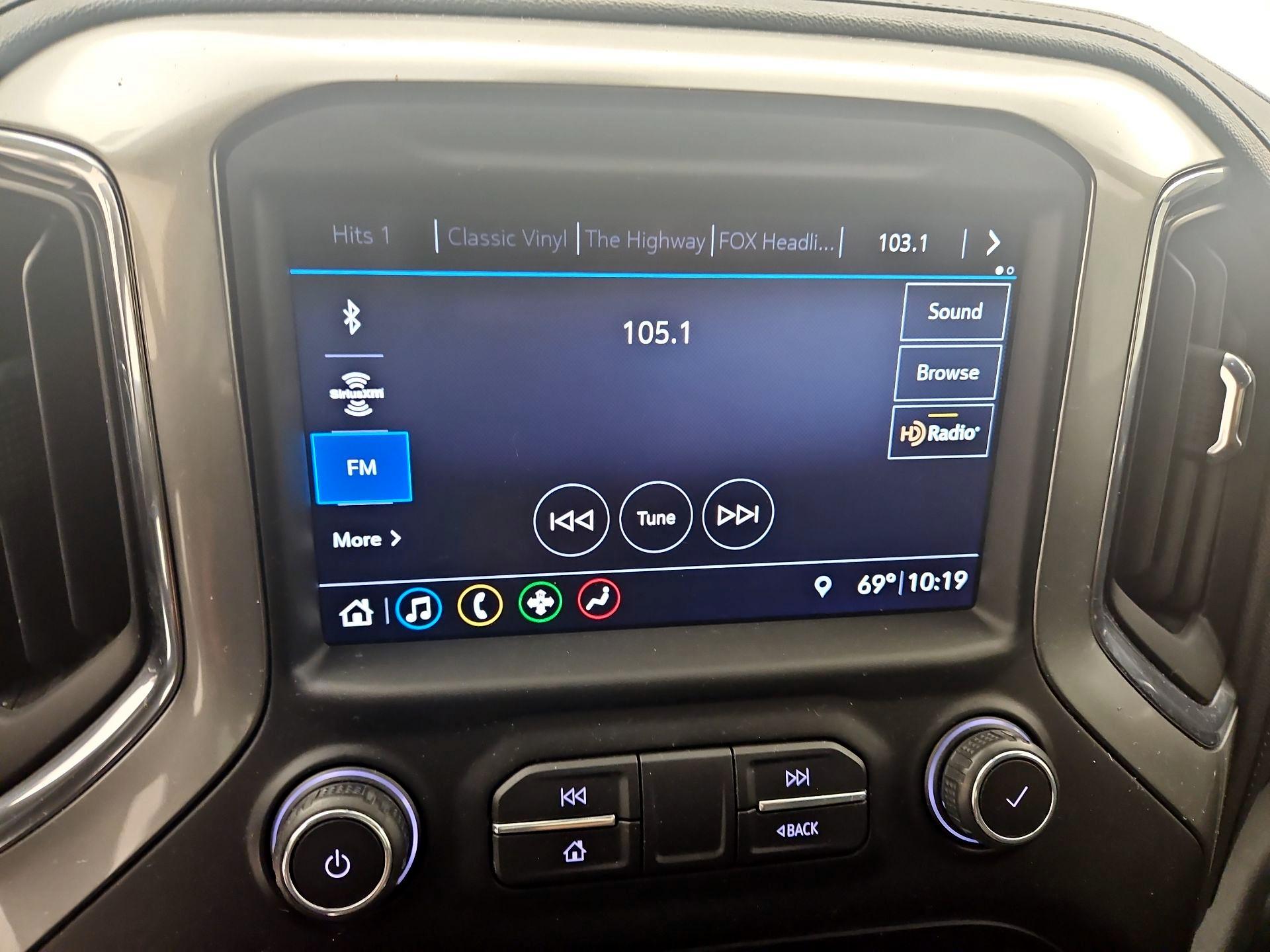 Thumbnail: 2019 Chevrolet Silverado 1500 - 15