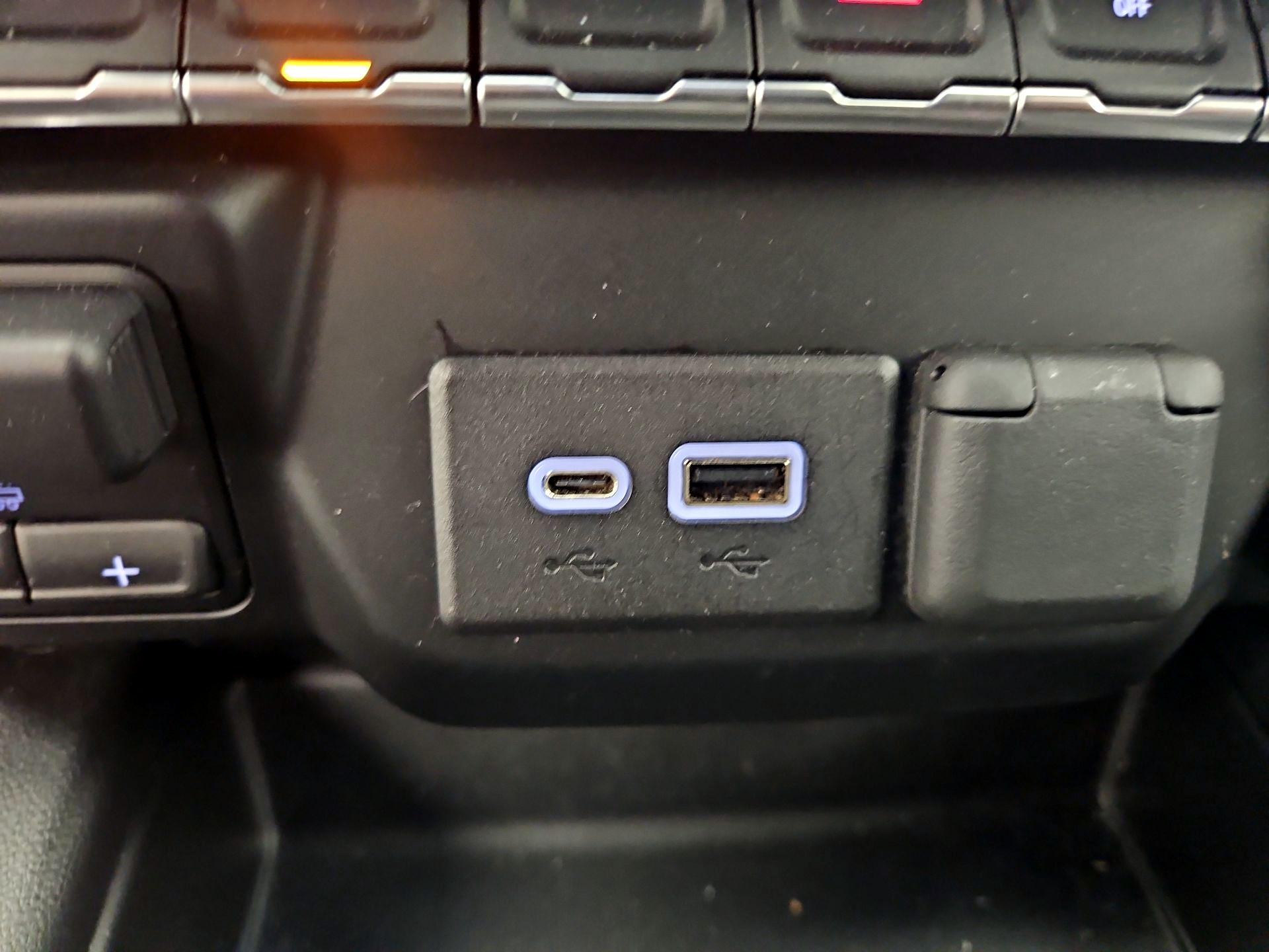Thumbnail: 2019 Chevrolet Silverado 1500 - 18
