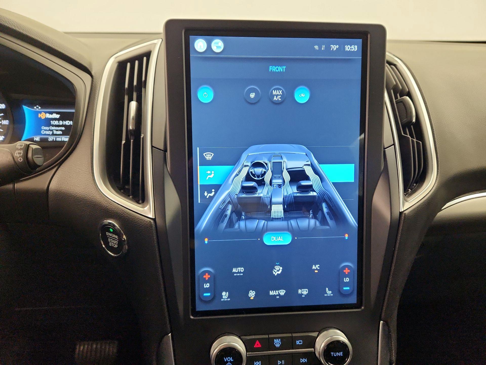 Thumbnail: 2022 Ford Edge - 17