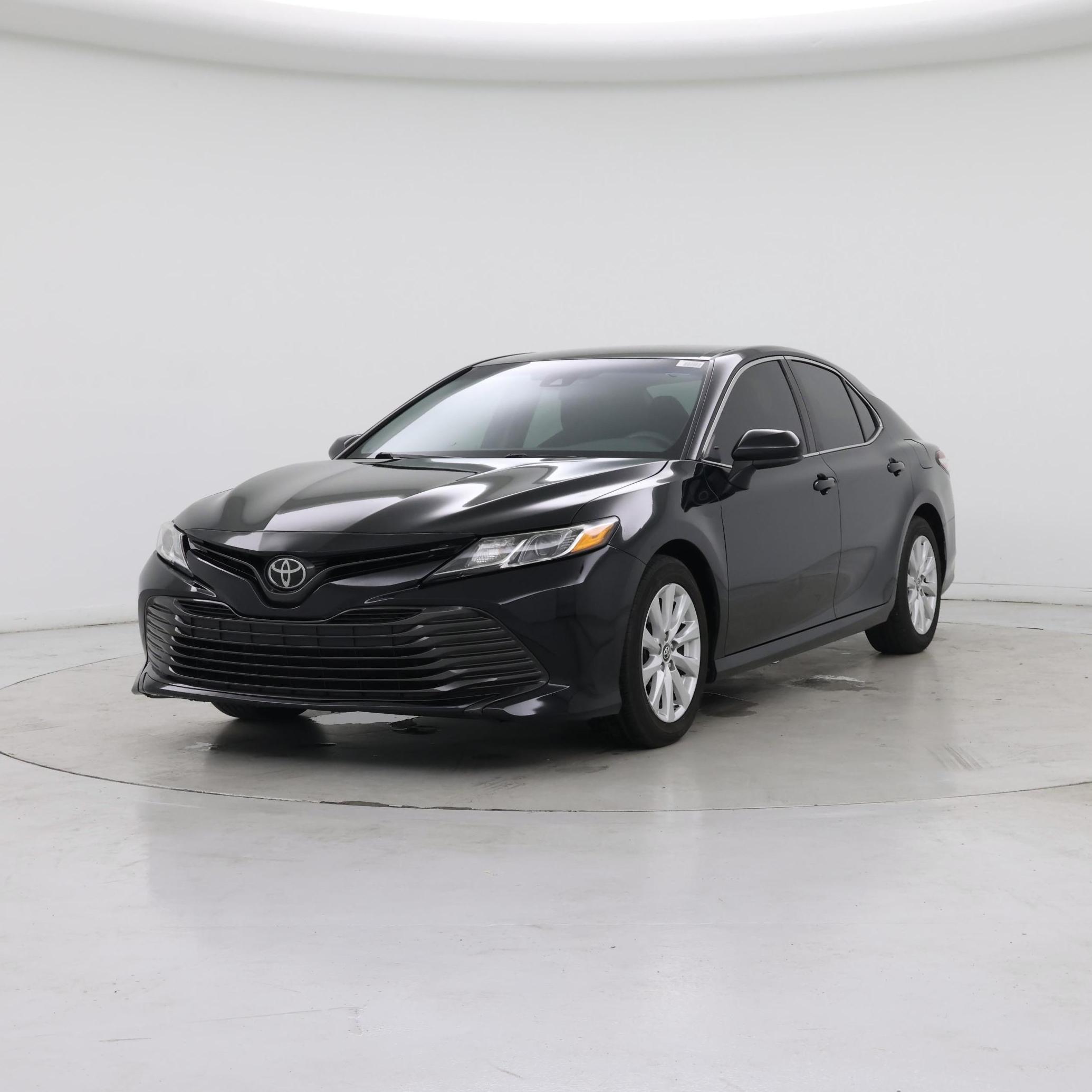 Thumbnail: 2019 Toyota Camry - 4