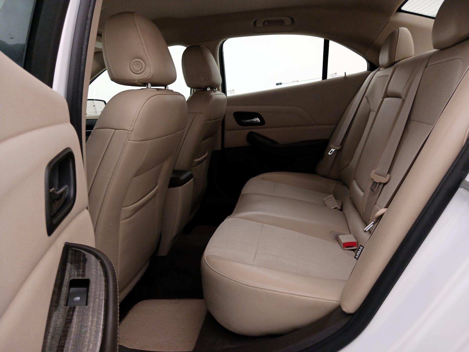 Thumbnail: 2014 Chevrolet Malibu - 19