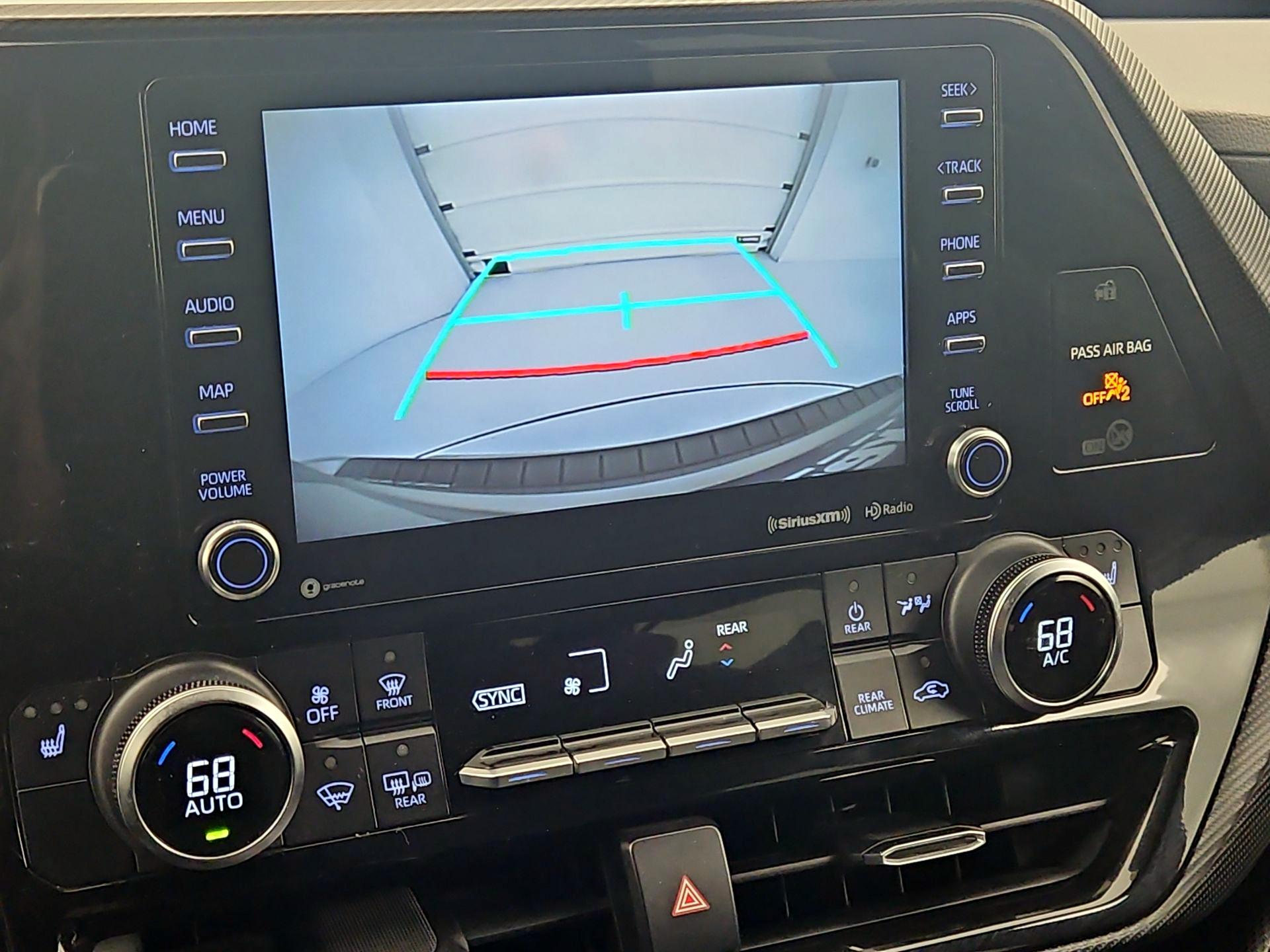 Thumbnail: 2021 Toyota Highlander - 14