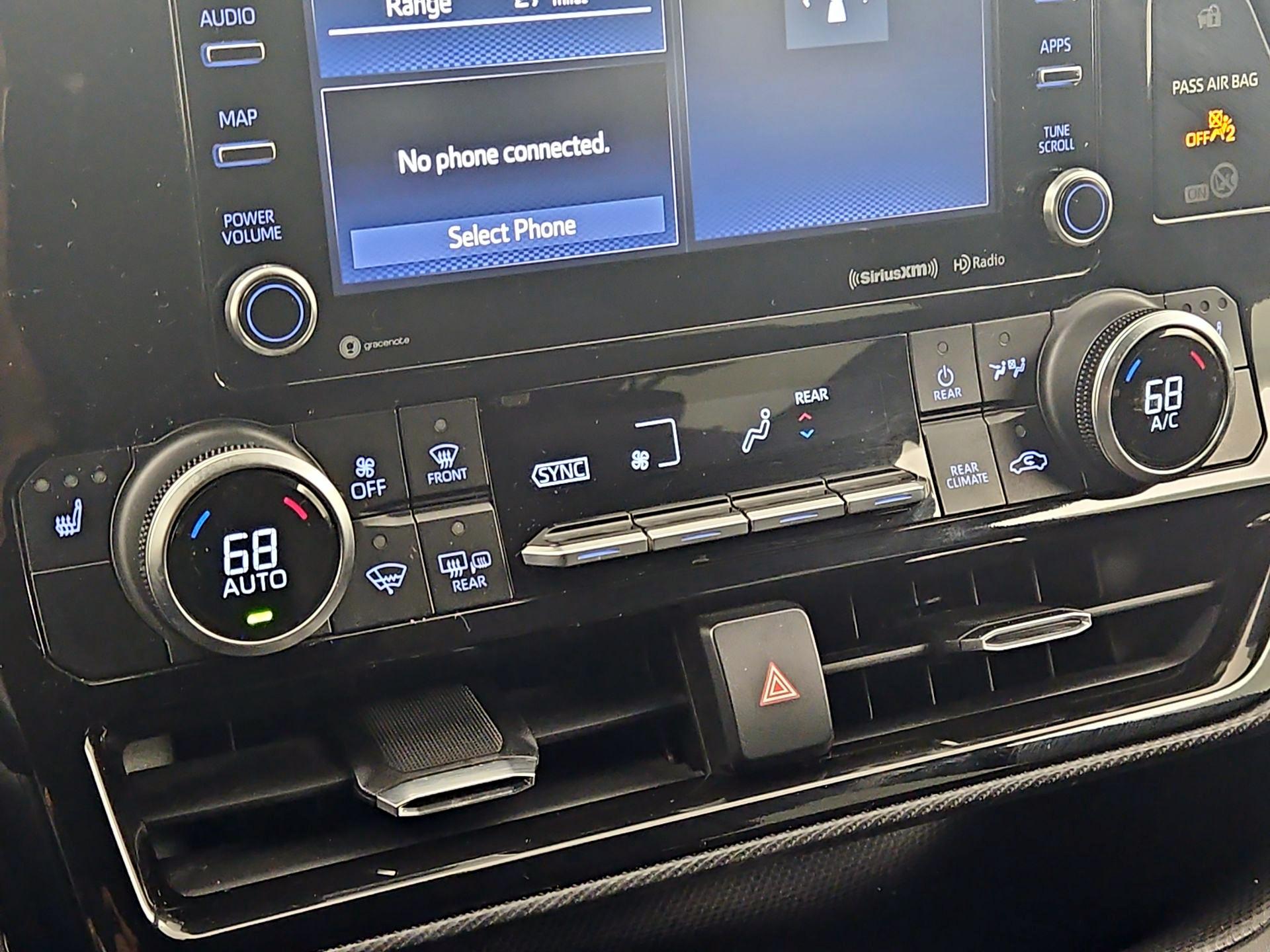 Thumbnail: 2021 Toyota Highlander - 16