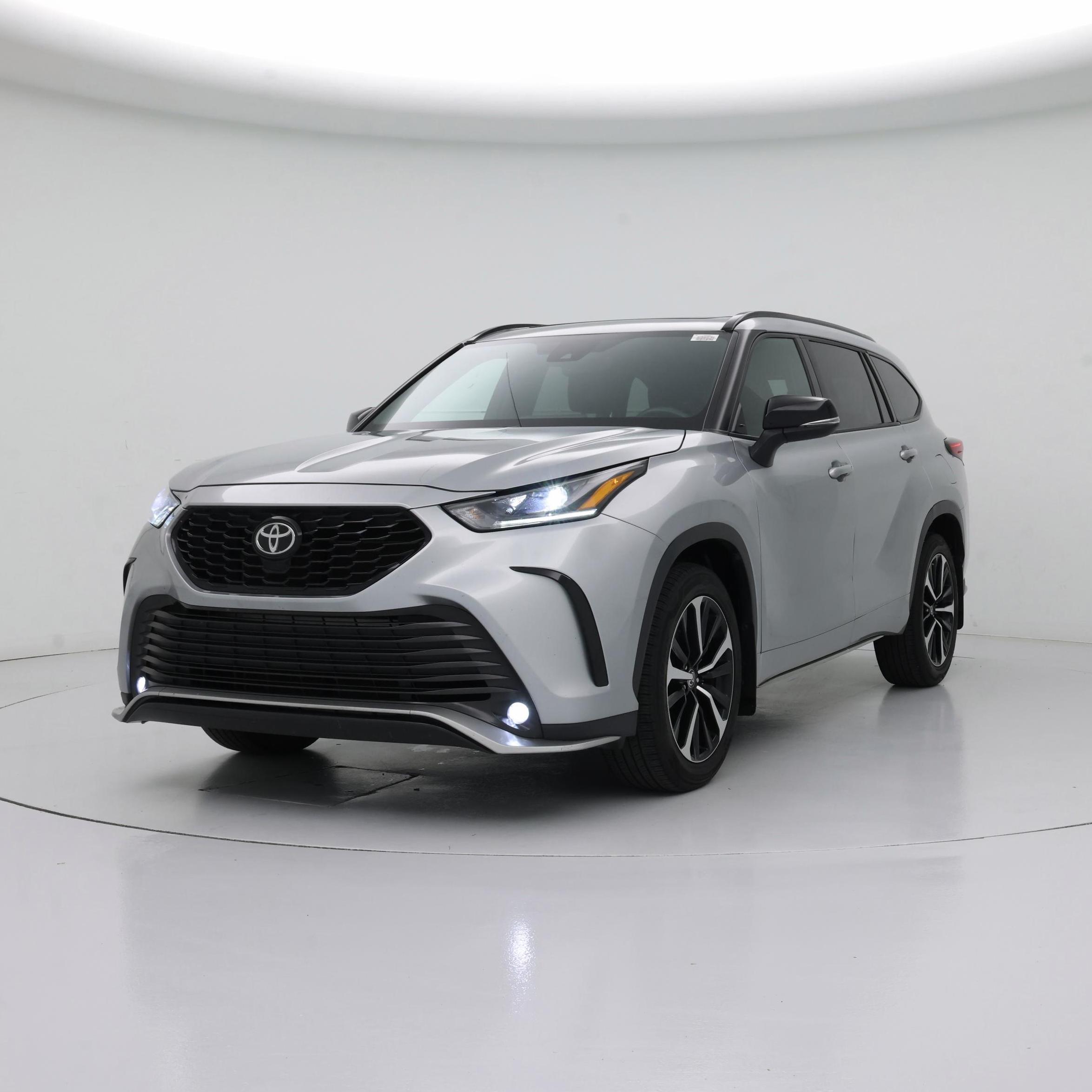 Thumbnail: 2021 Toyota Highlander - 4