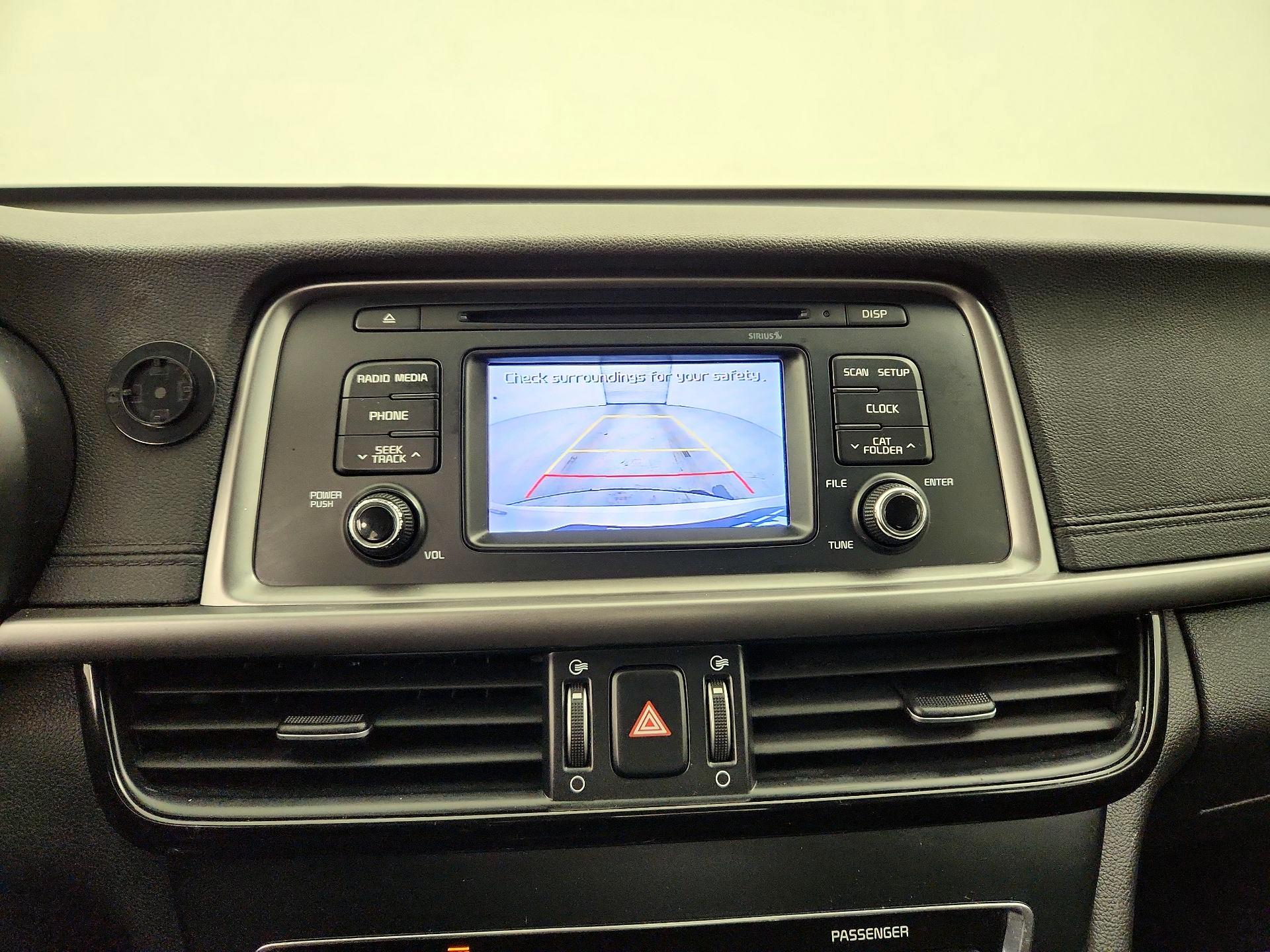 Thumbnail: 2016 Kia Optima - 14