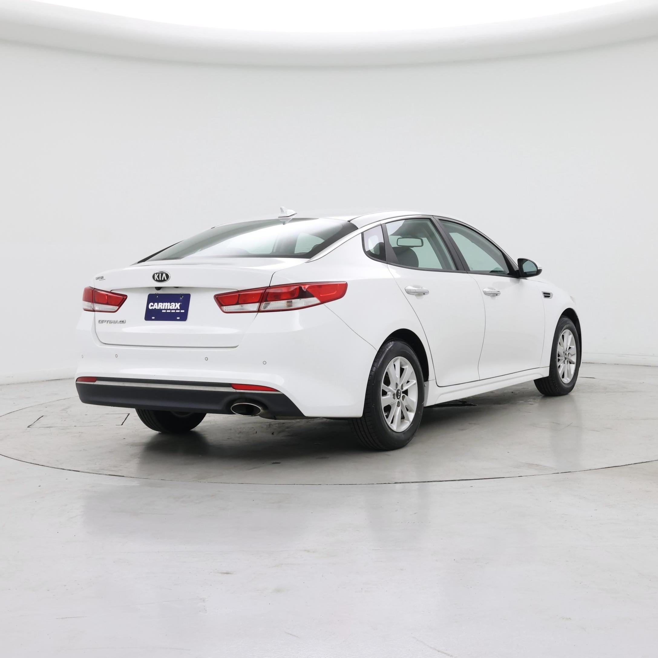 Thumbnail: 2016 Kia Optima - 8