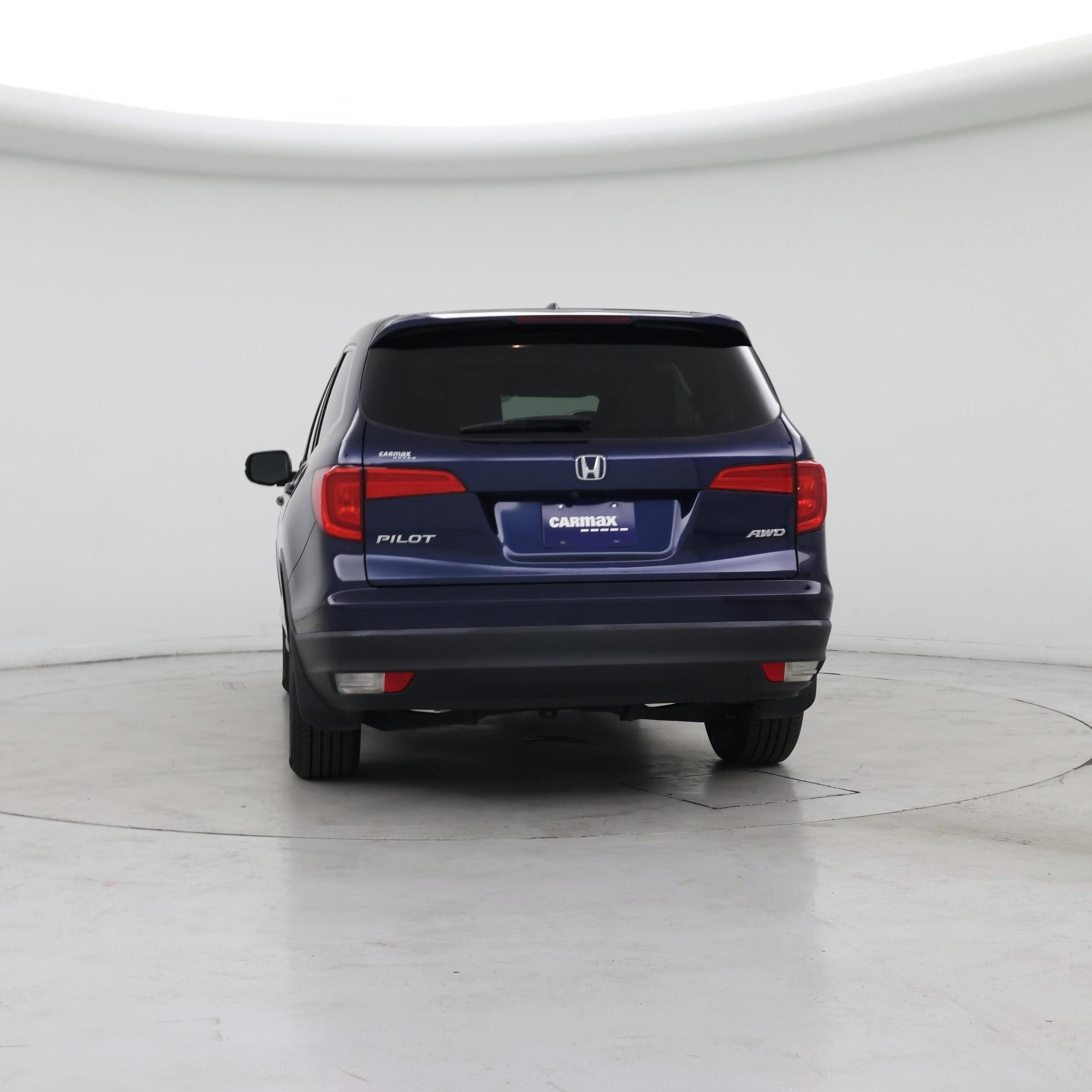 Thumbnail: 2017 Honda Pilot - 6