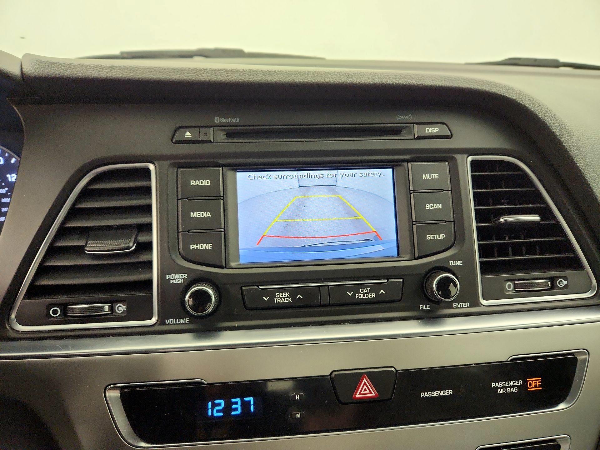 Thumbnail: 2015 Hyundai Sonata - 14