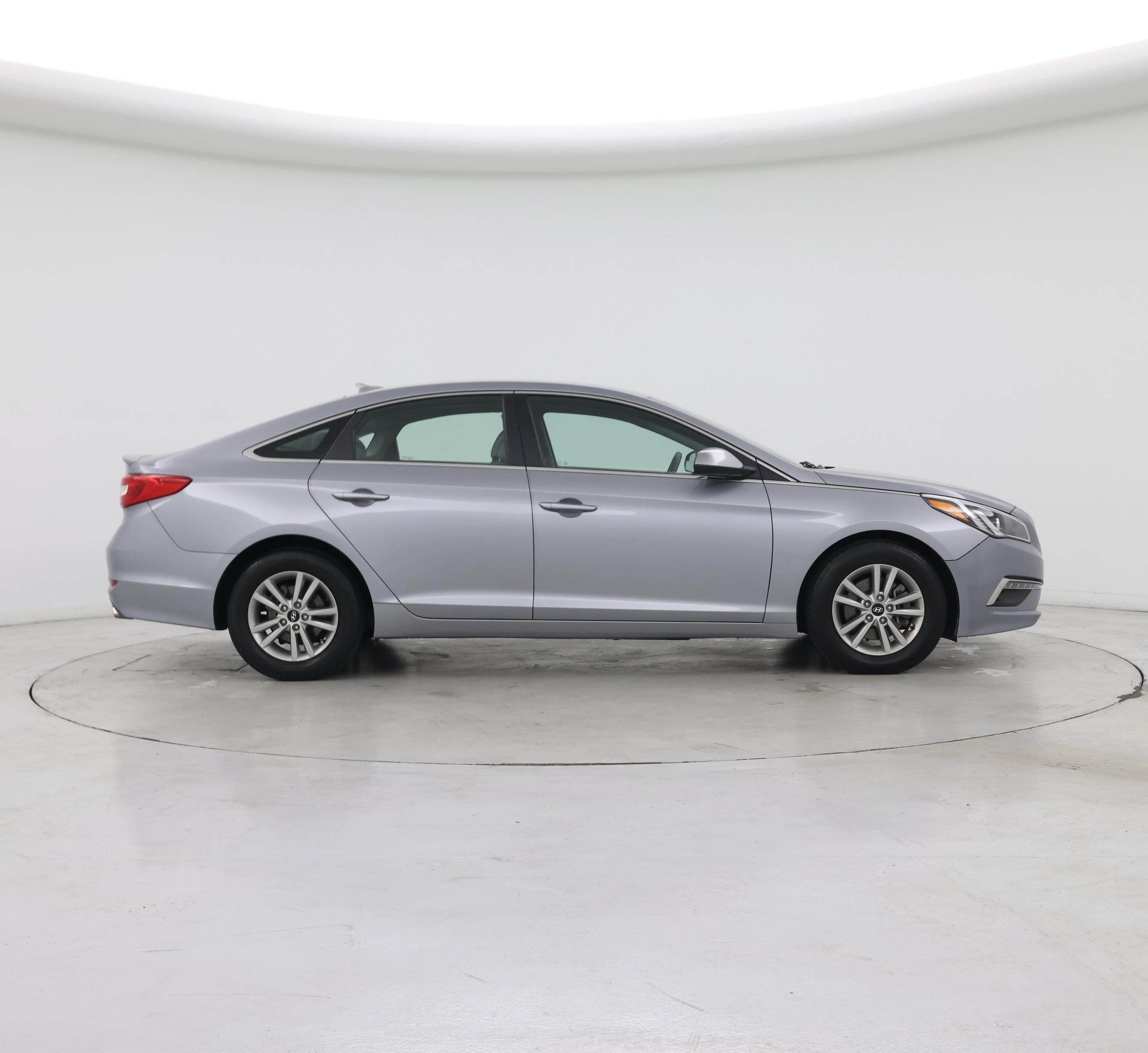 Thumbnail: 2015 Hyundai Sonata - 7