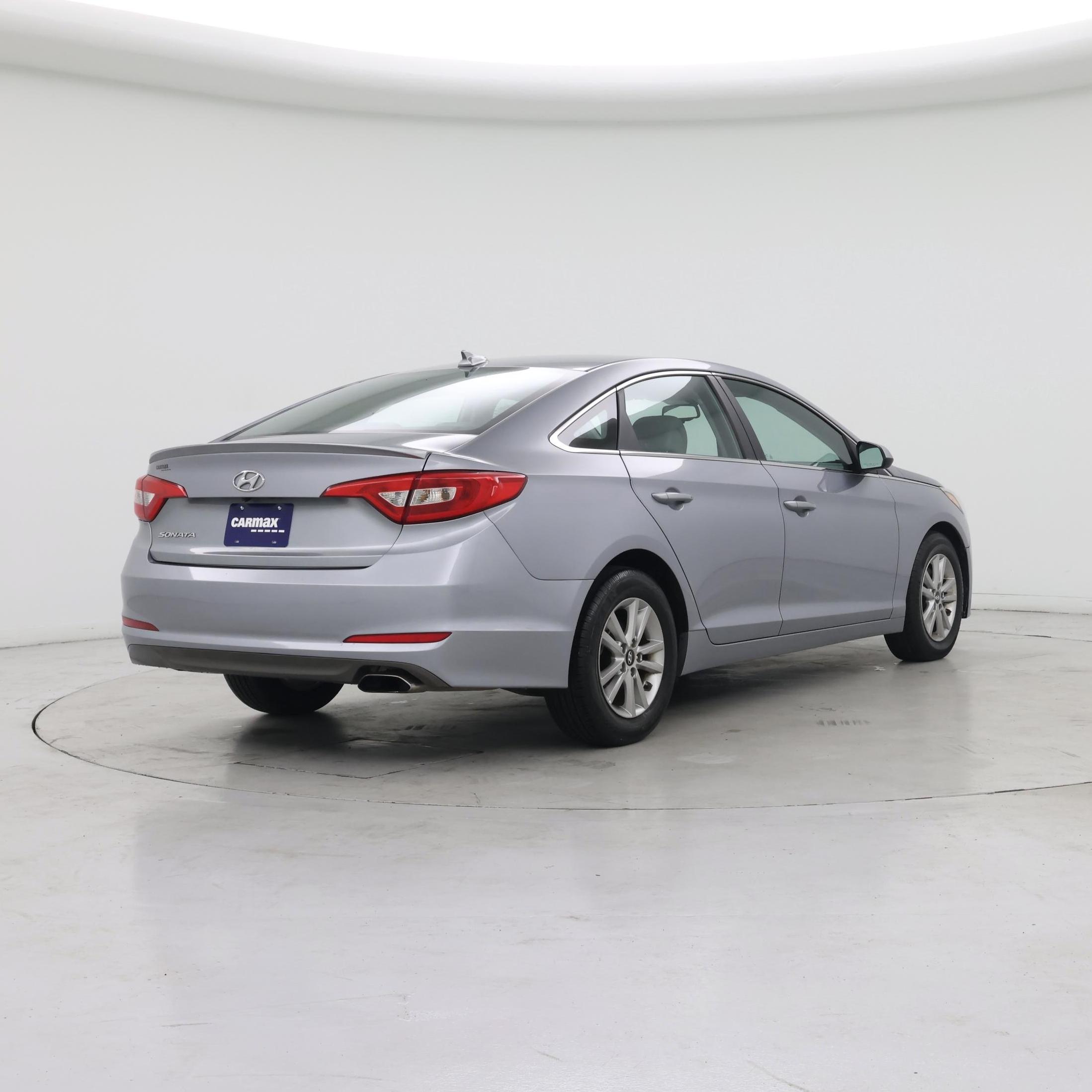 Thumbnail: 2015 Hyundai Sonata - 8