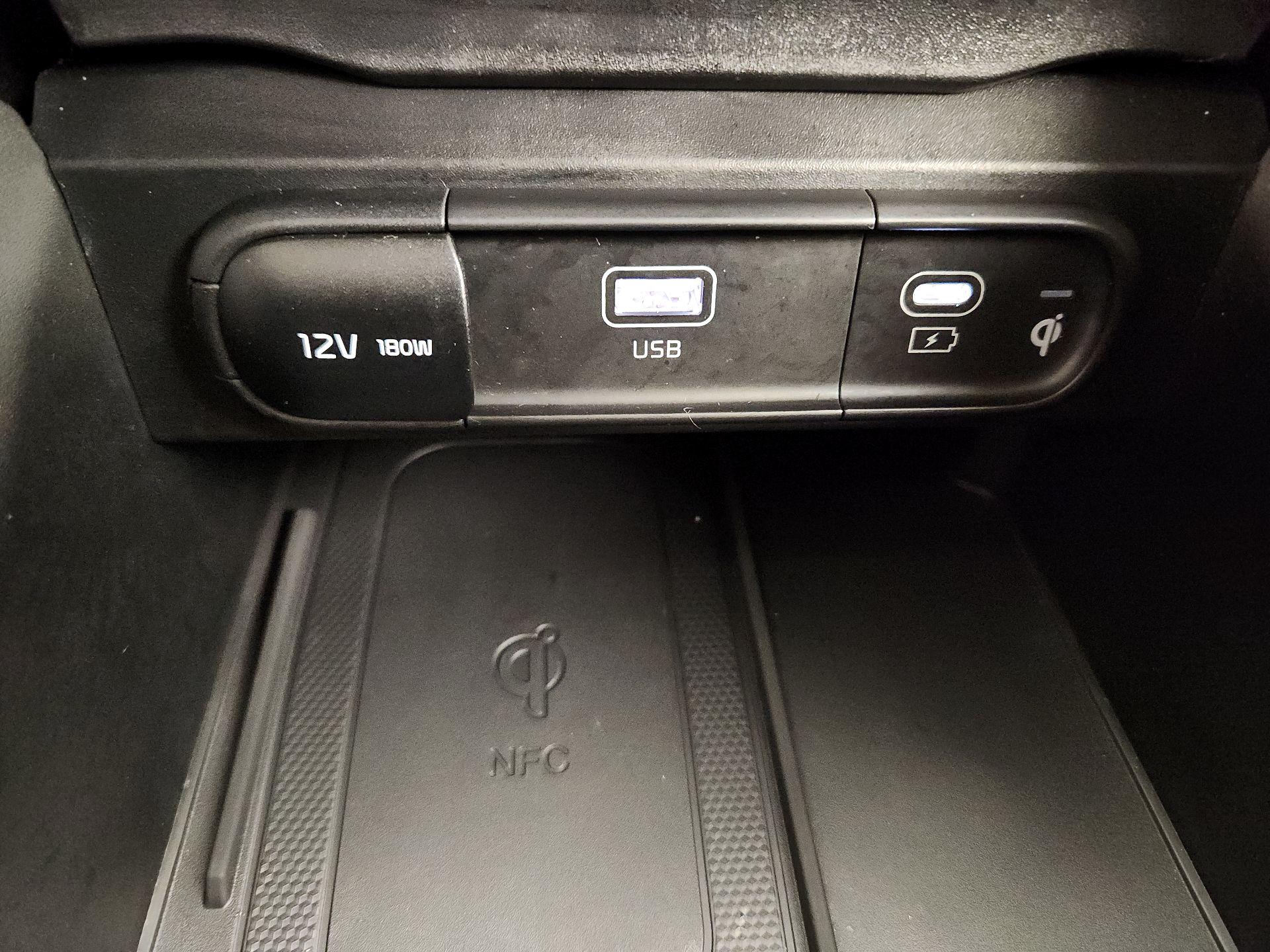 Thumbnail: 2024 Kia Telluride - 19