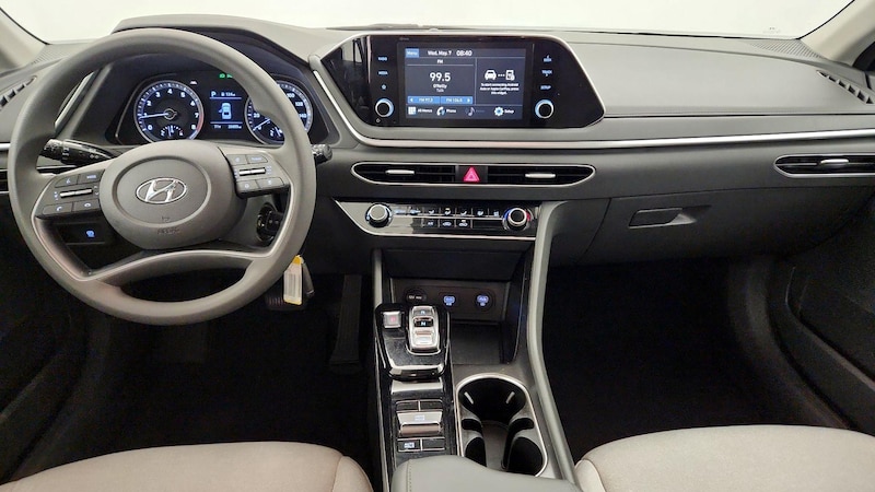 2022 Hyundai Sonata SE 9