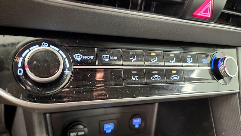 2022 Hyundai Sonata SE 16