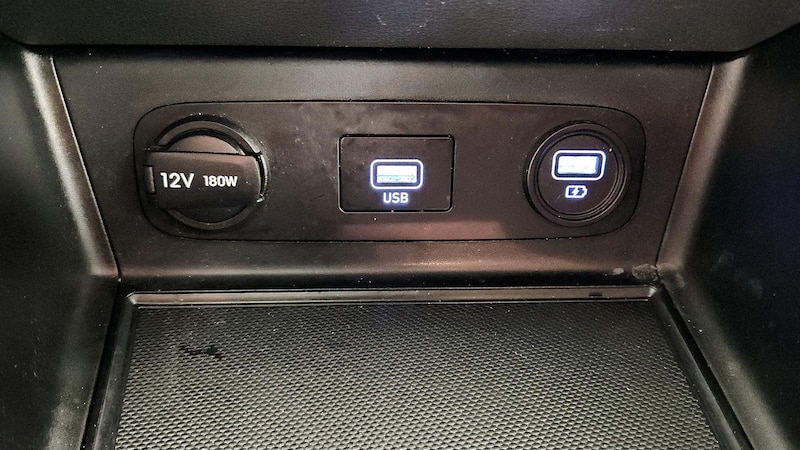 2022 Hyundai Sonata SE 18