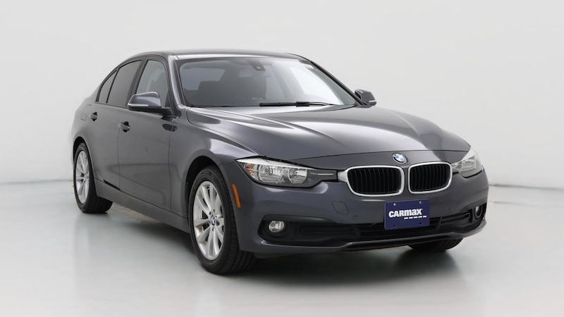 2017 BMW 3 Series 320i Hero Image