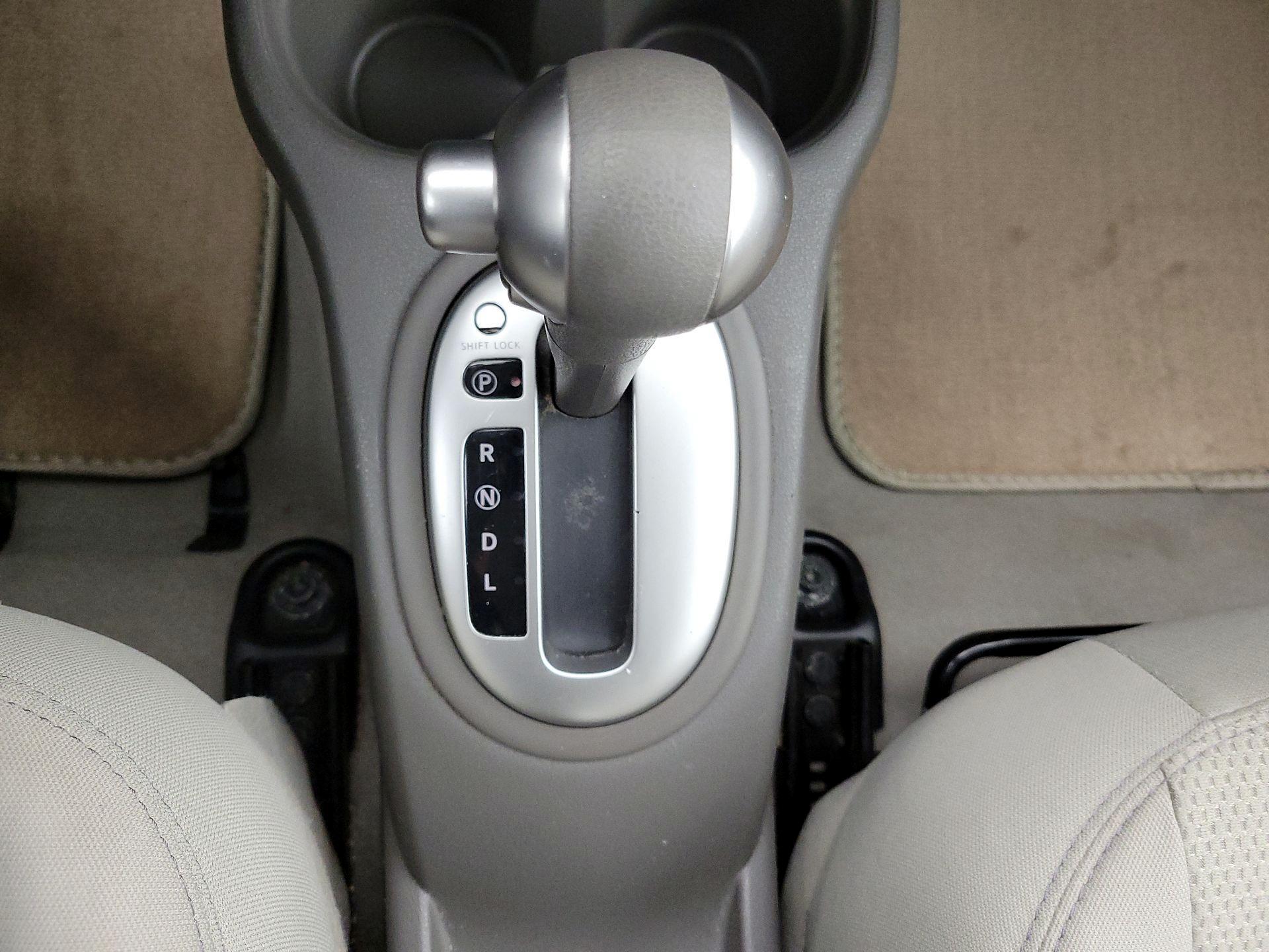 Thumbnail: 2015 Nissan Versa - 16