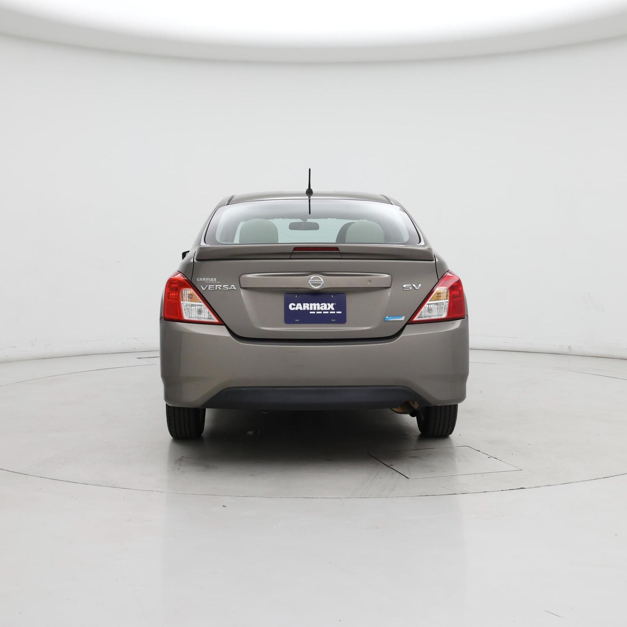 Thumbnail: 2015 Nissan Versa - 6