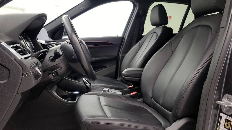 2020 BMW X1 xDrive28i 11